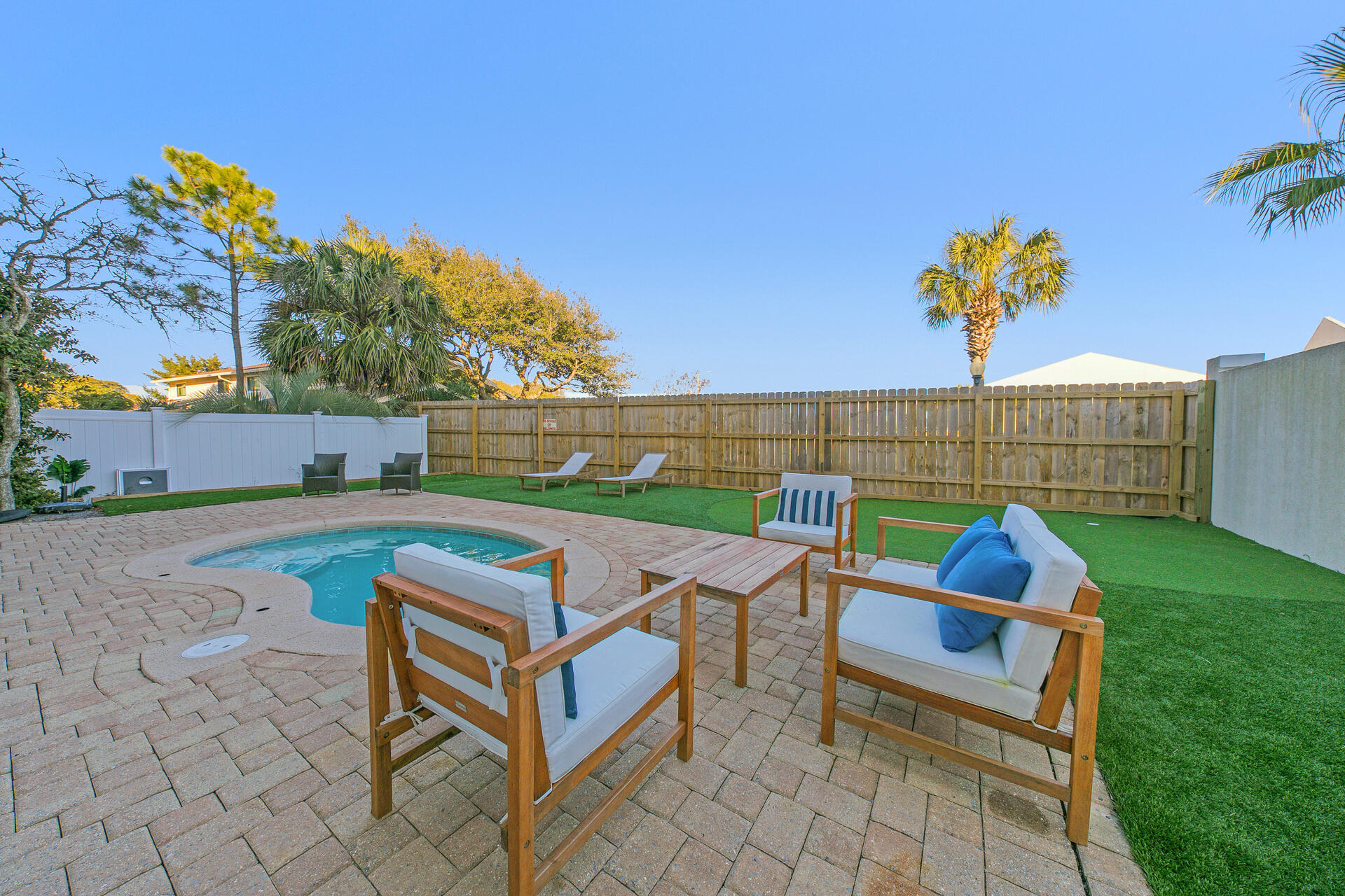 FRANGISTA BEACH - Residential