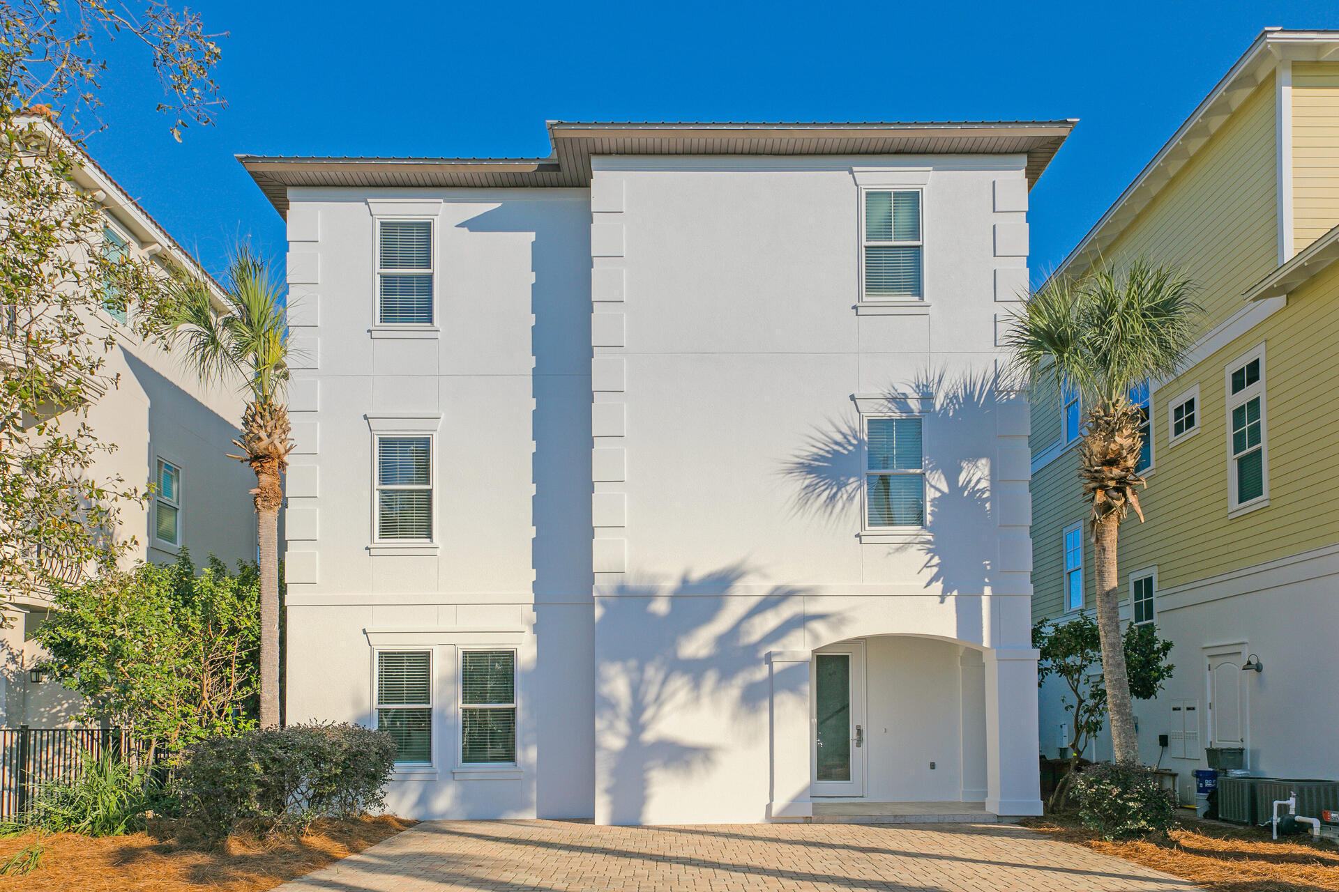 FRANGISTA BEACH - Residential