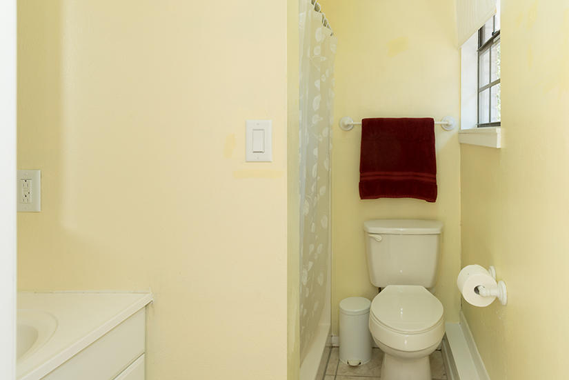 ROCKY BAYOU COUNTRY CLUB ESTATES 1 - Residential