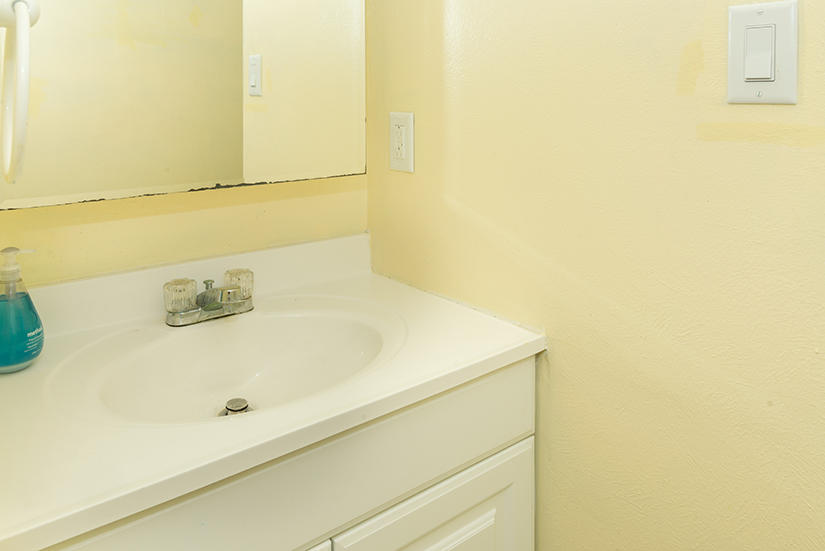 ROCKY BAYOU COUNTRY CLUB ESTATES 1 - Residential