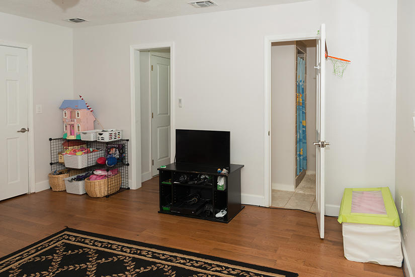 ROCKY BAYOU COUNTRY CLUB ESTATES 1 - Residential