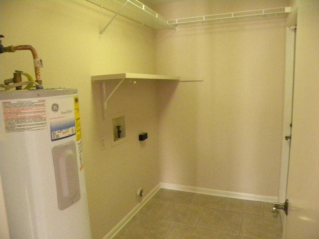 HIDDEN TRAILS PH 1 - Residential