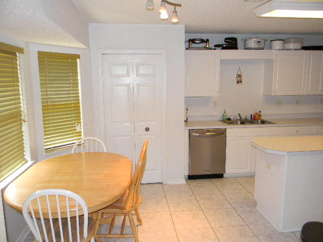 NORTHVIEW ESTATES 7TH ADDN - Residential