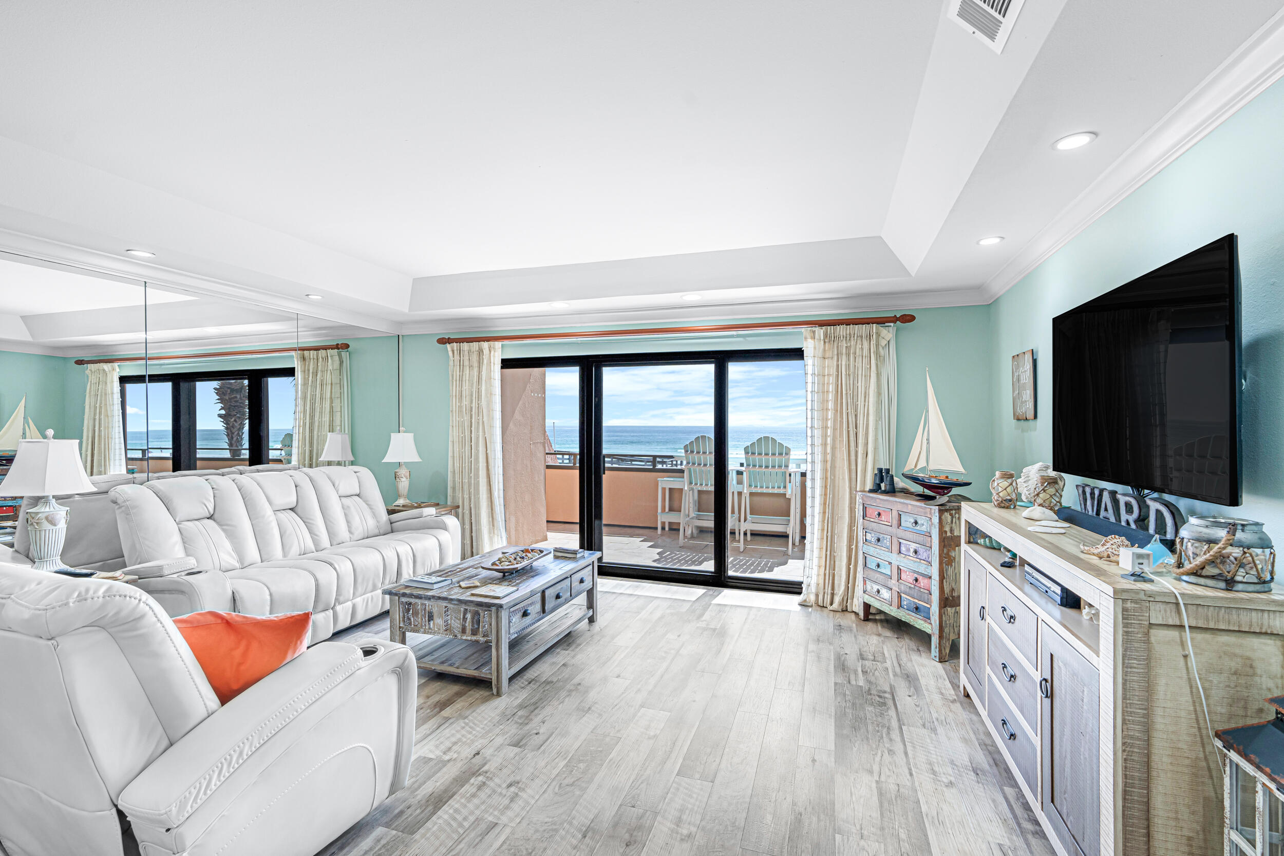 AEGEAN CONDO - Residential