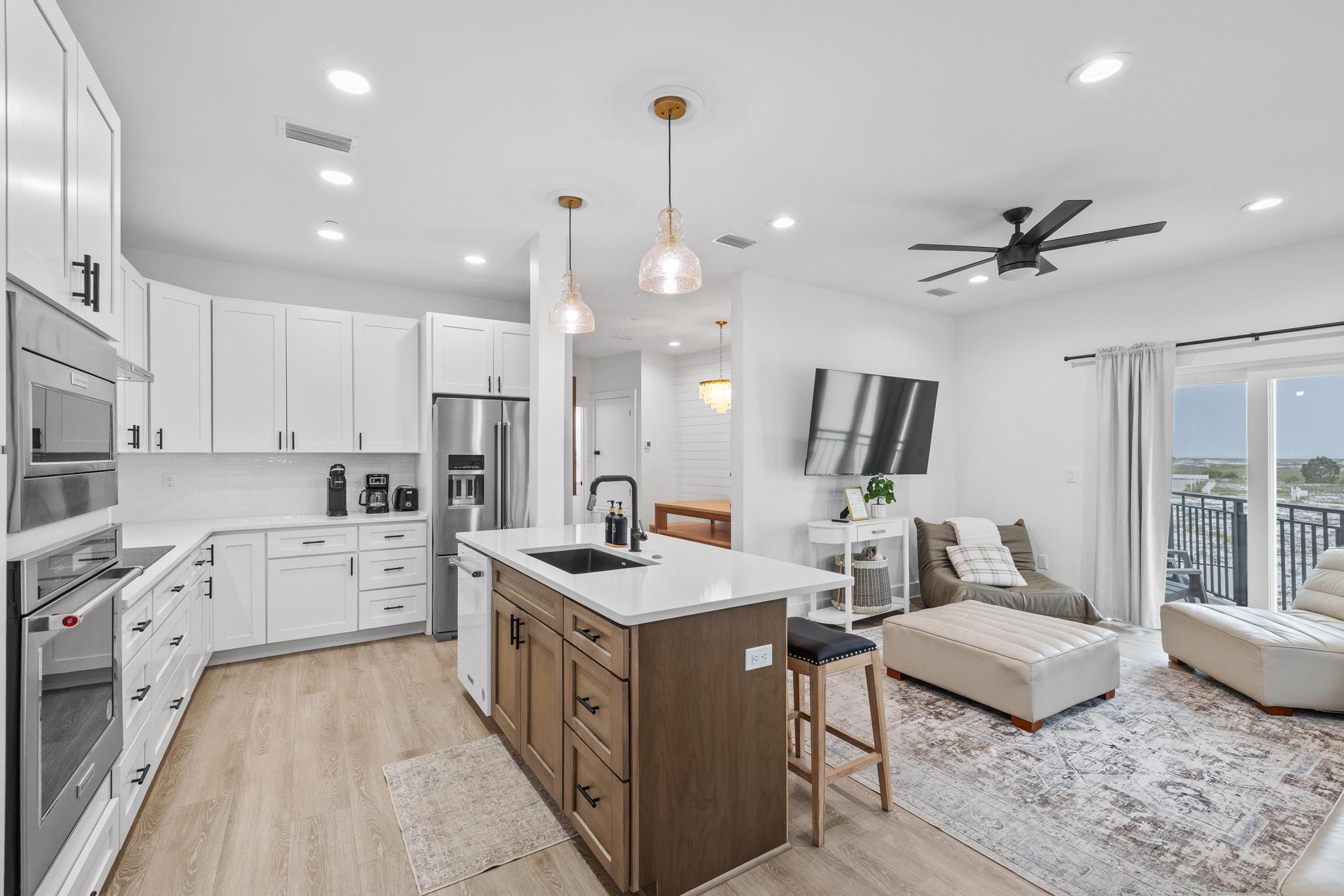 HOLIDAY ISLE - Residential