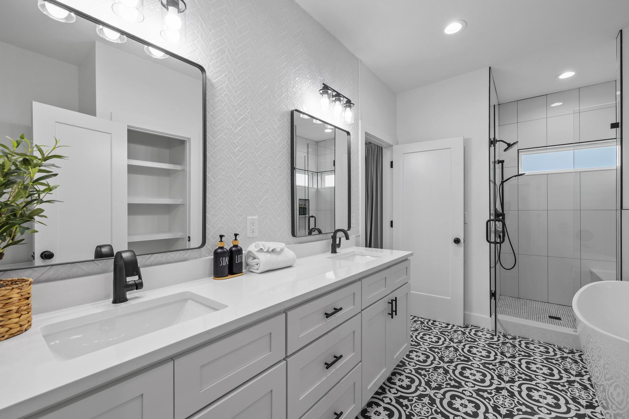 HOLIDAY ISLE - Residential