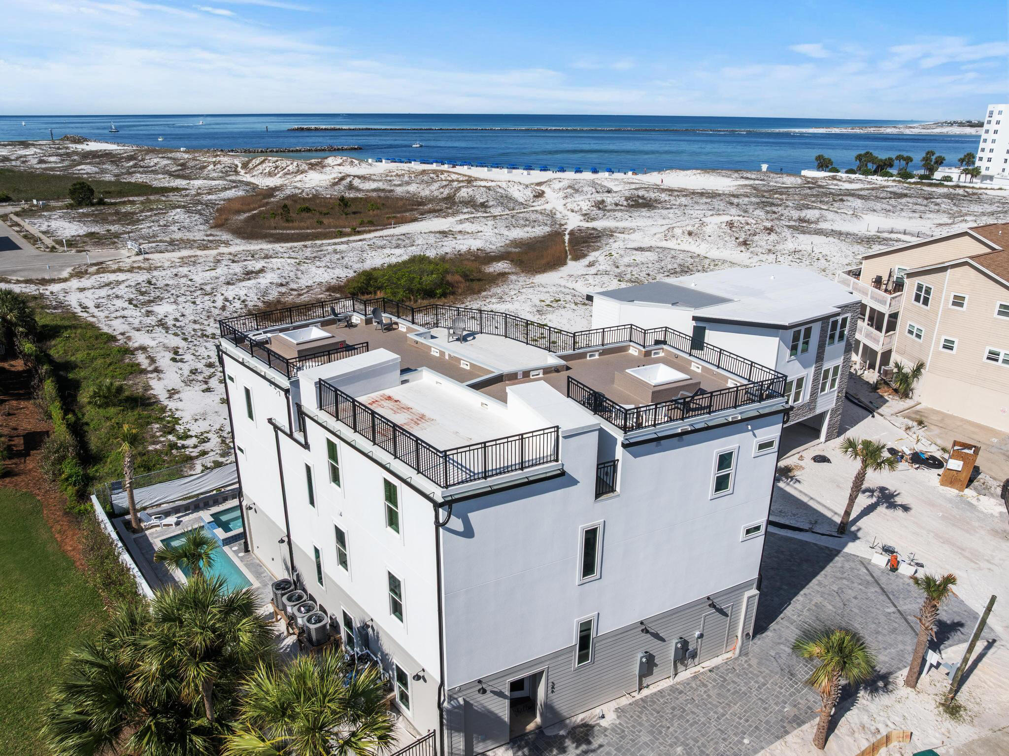 HOLIDAY ISLE - Residential