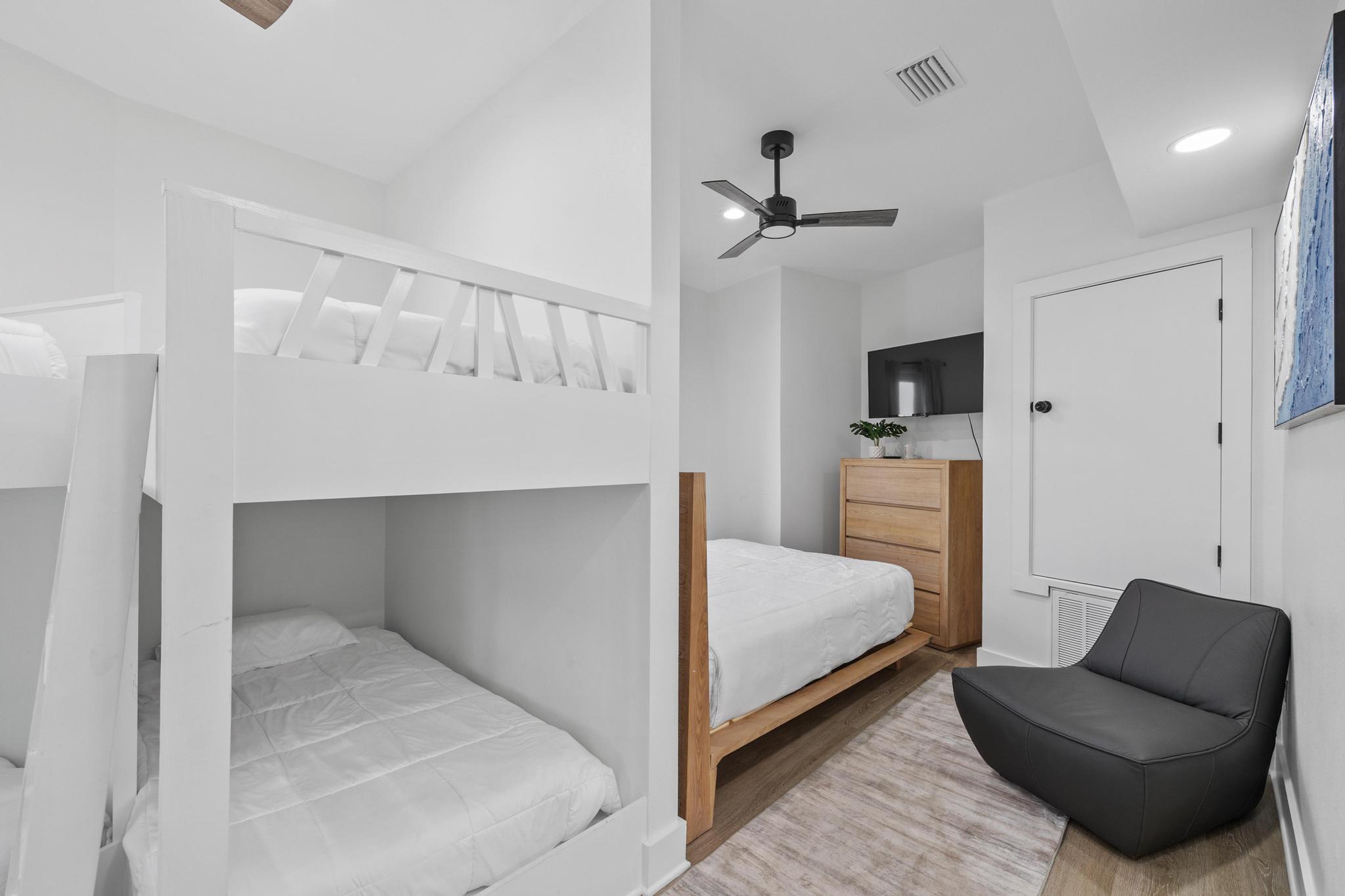 HOLIDAY ISLE - Residential