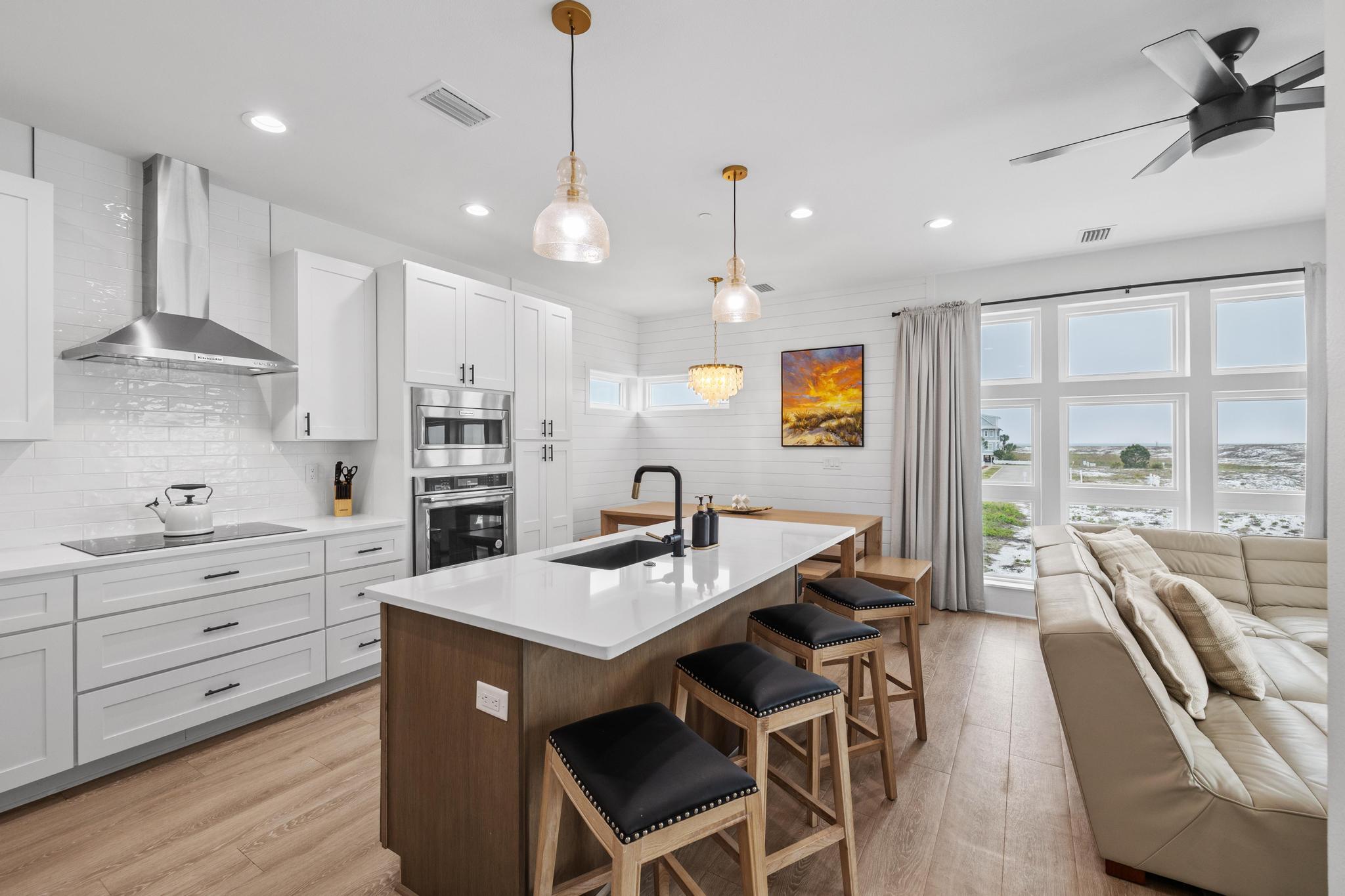 HOLIDAY ISLE - Residential