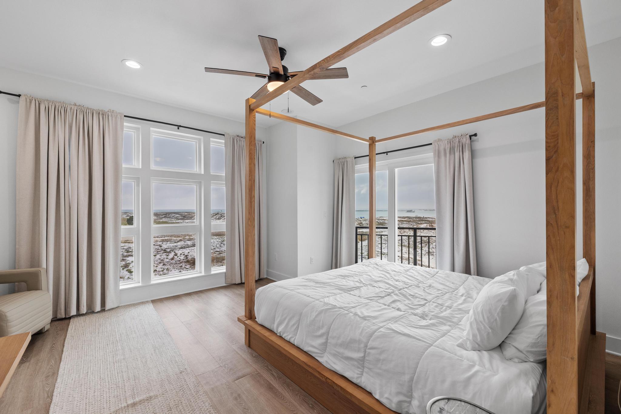 HOLIDAY ISLE - Residential