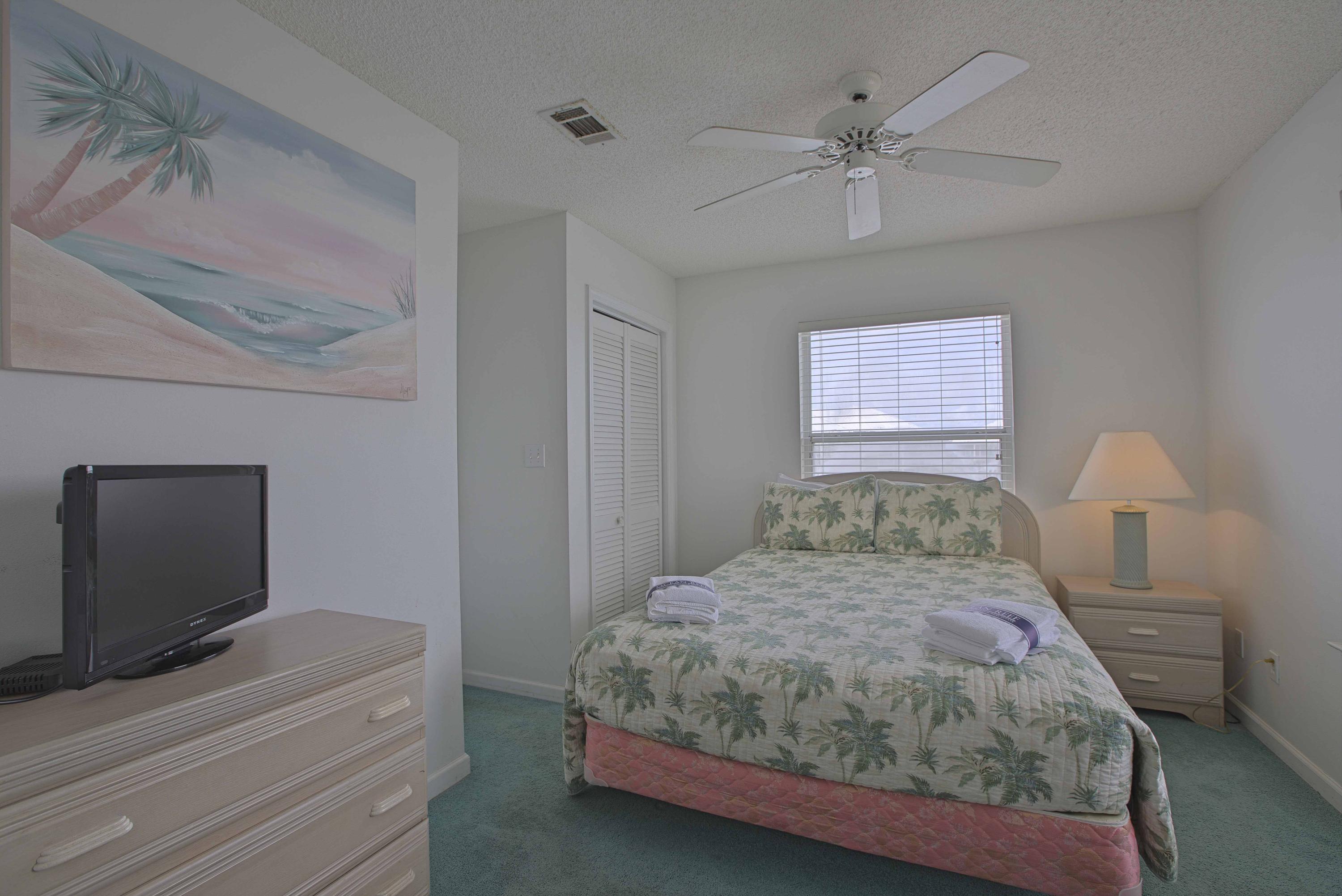 SUMMERSPELL CONDO - Residential