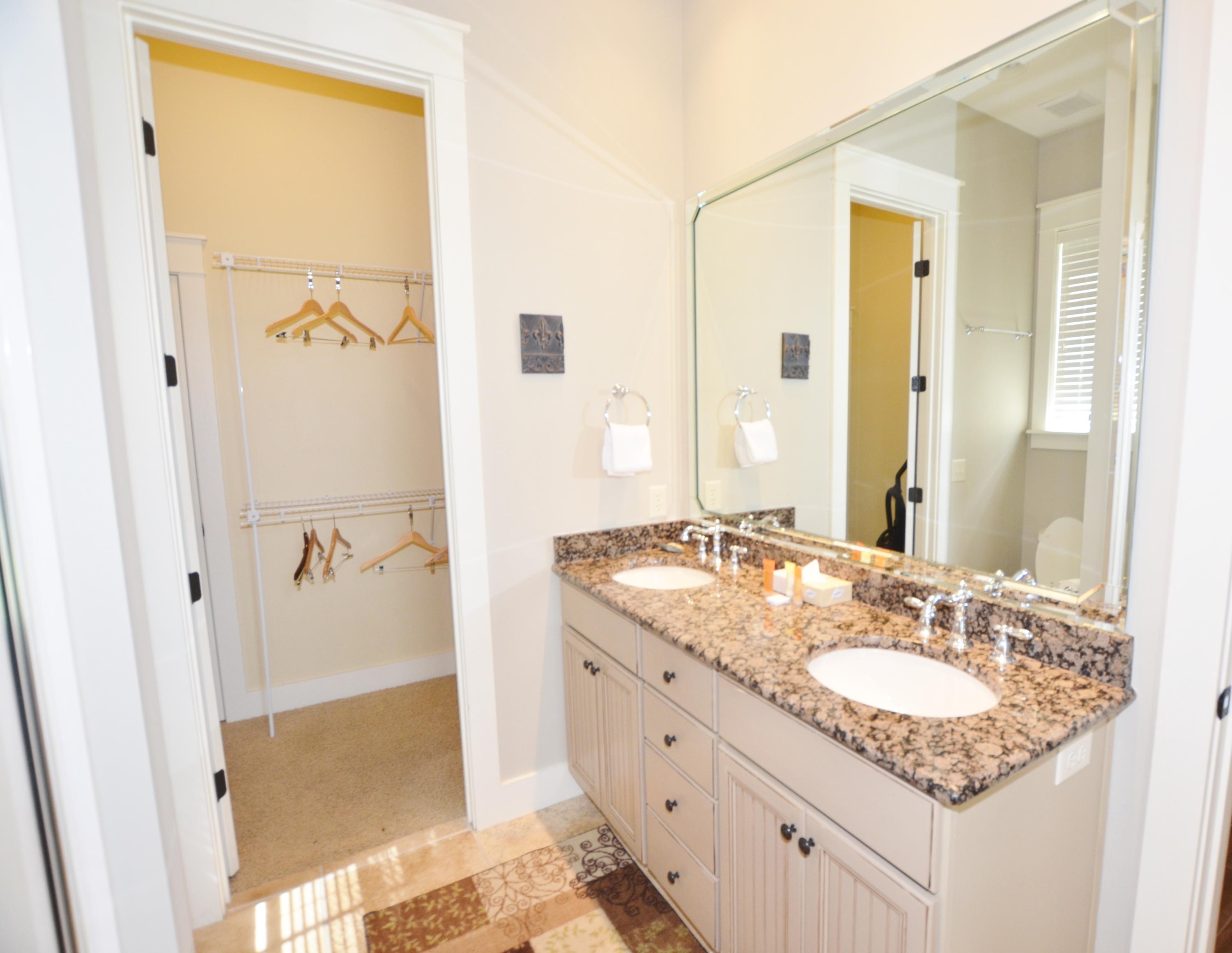 BUNGALOS AT SANDESTIN - Residential Lease