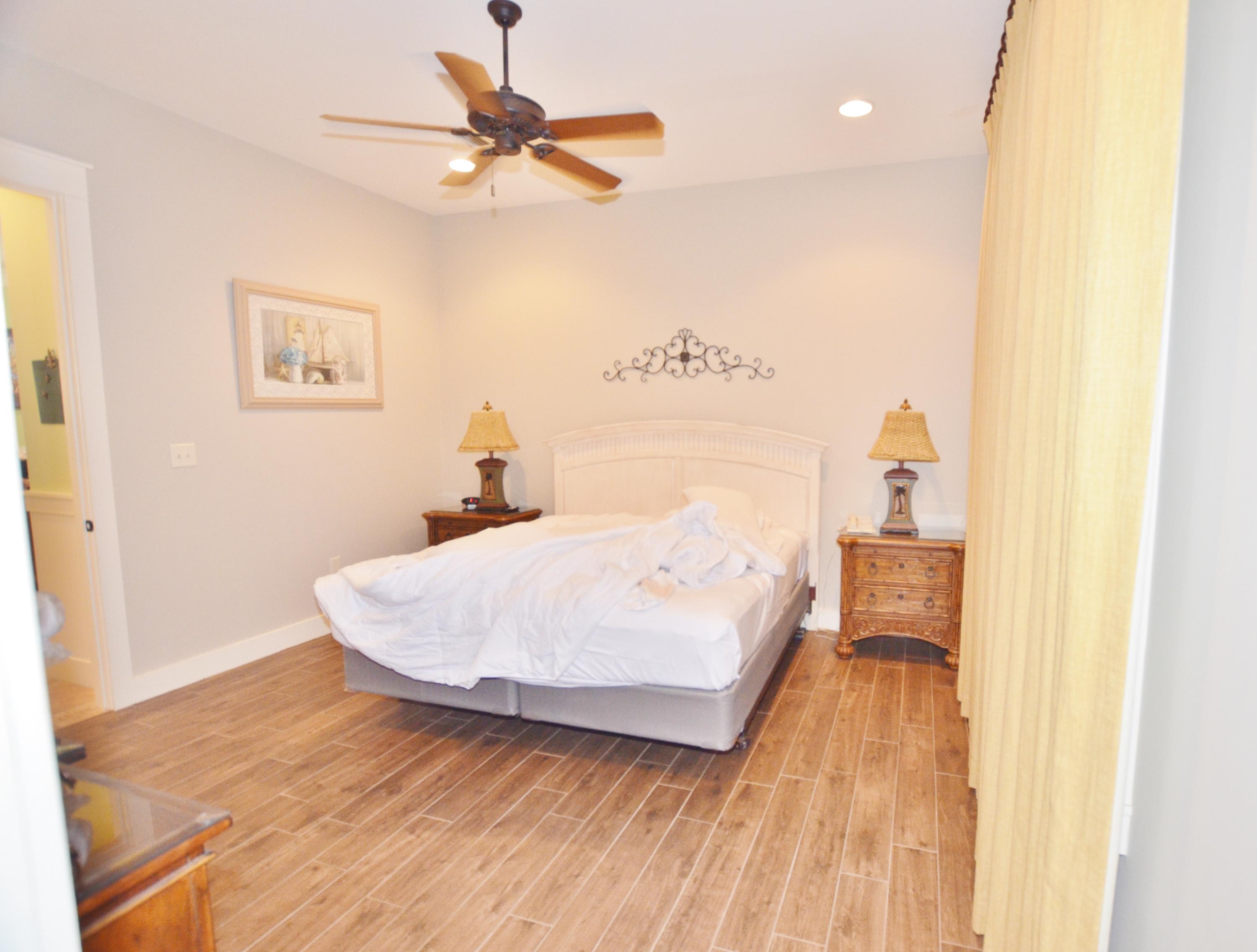 BUNGALOS AT SANDESTIN - Residential Lease