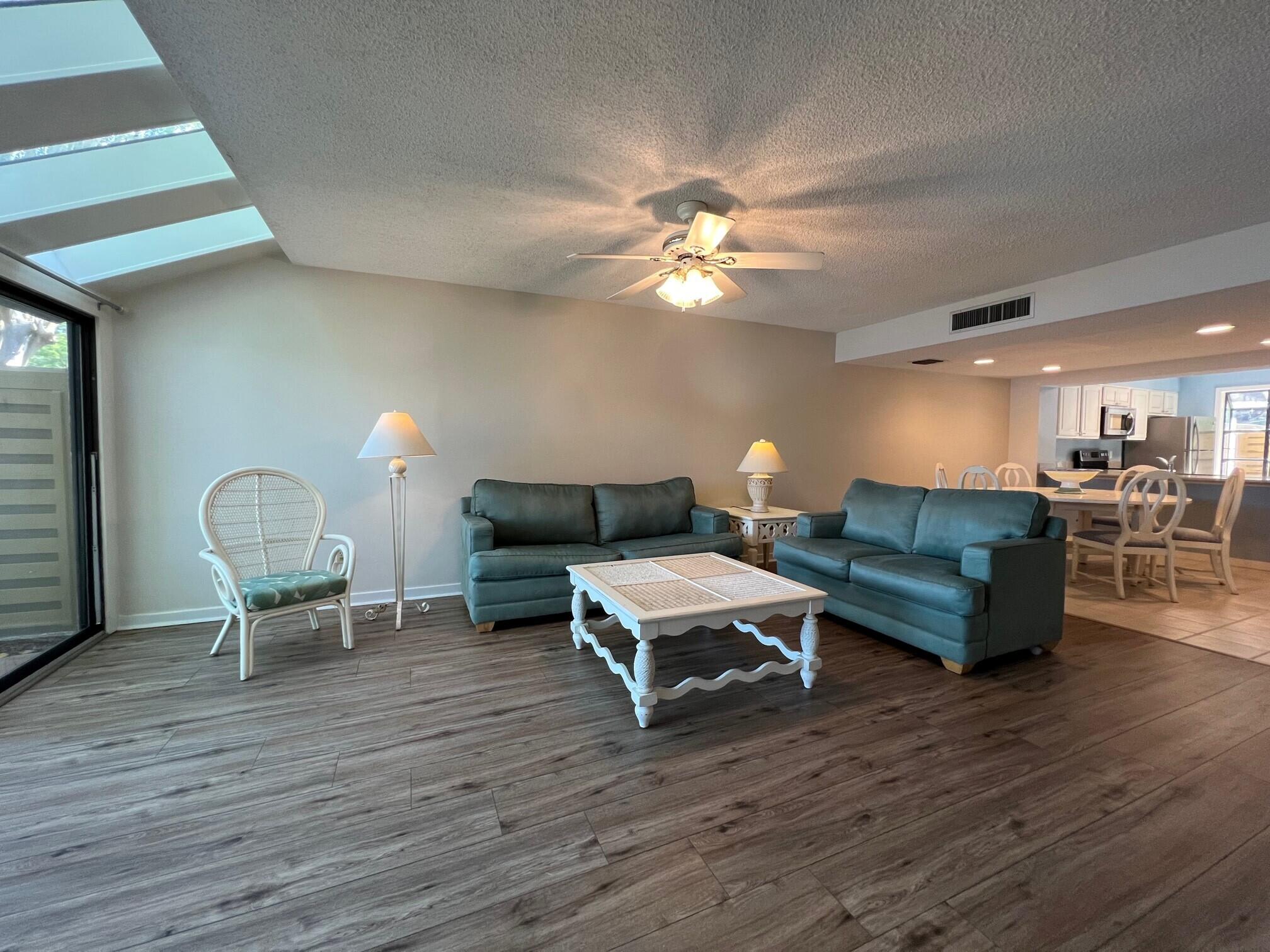 BEACHWALK VILLAS PH 04 - Residential Lease