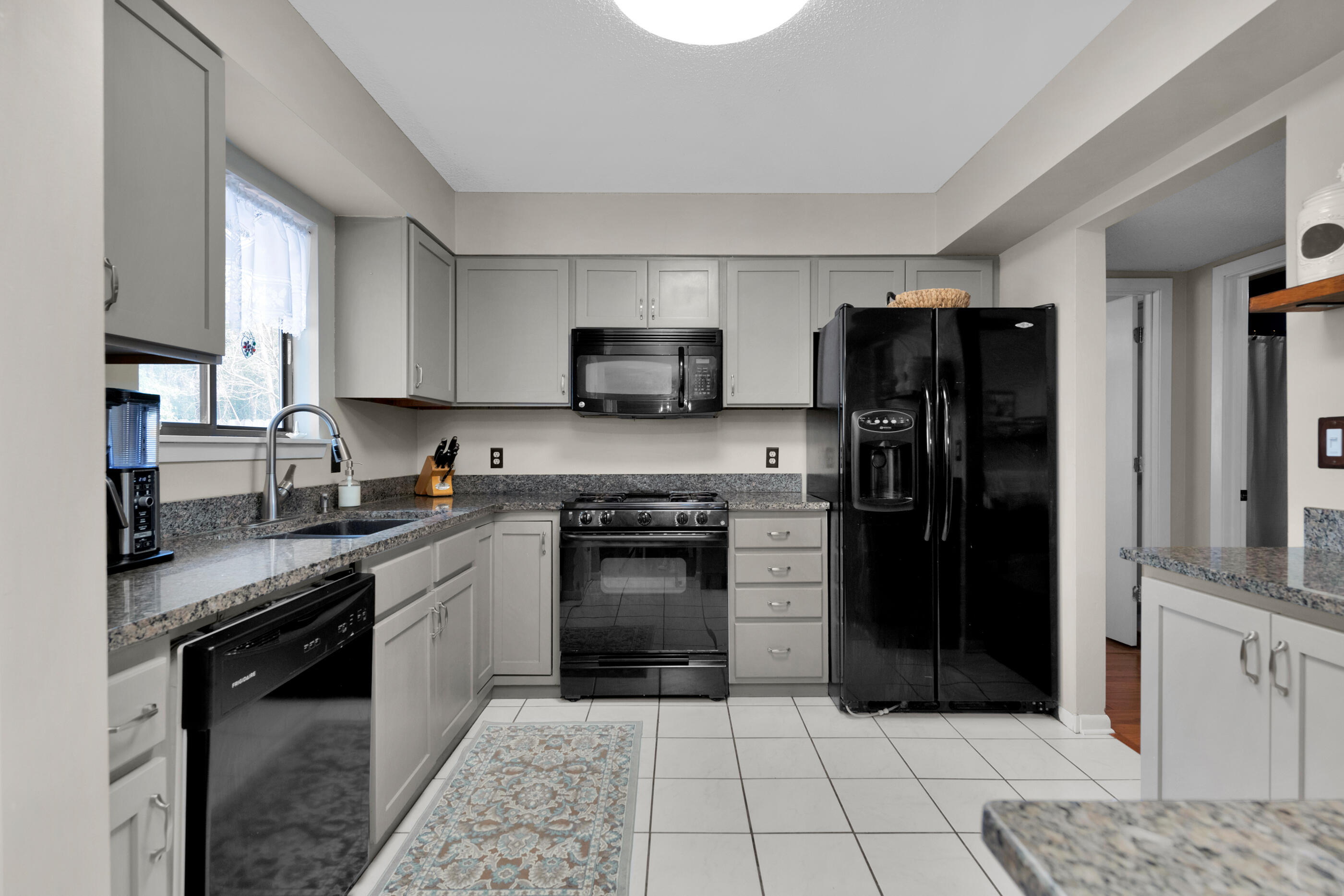 CEDAR RIDGE PH 10 - Residential