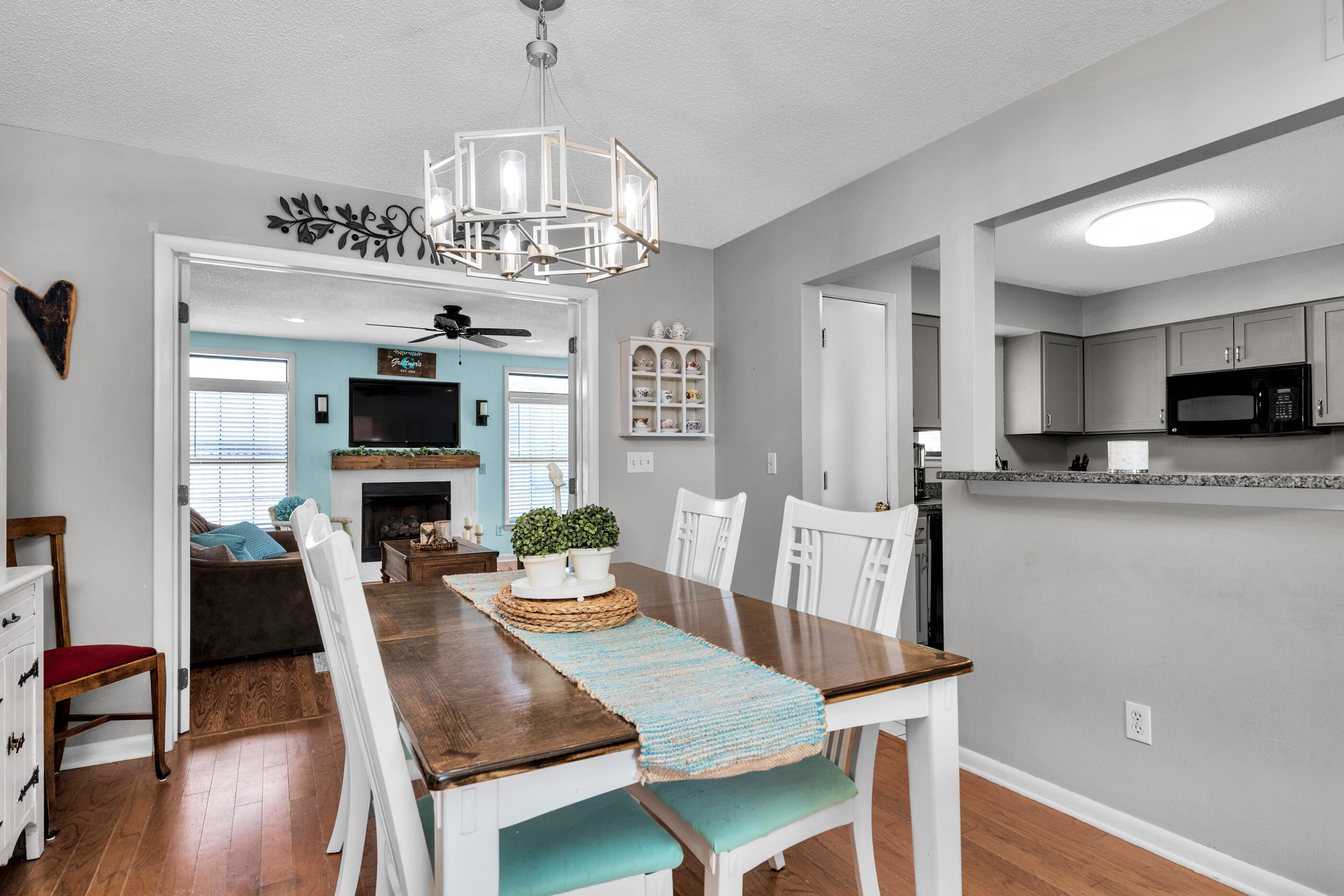 CEDAR RIDGE PH 10 - Residential