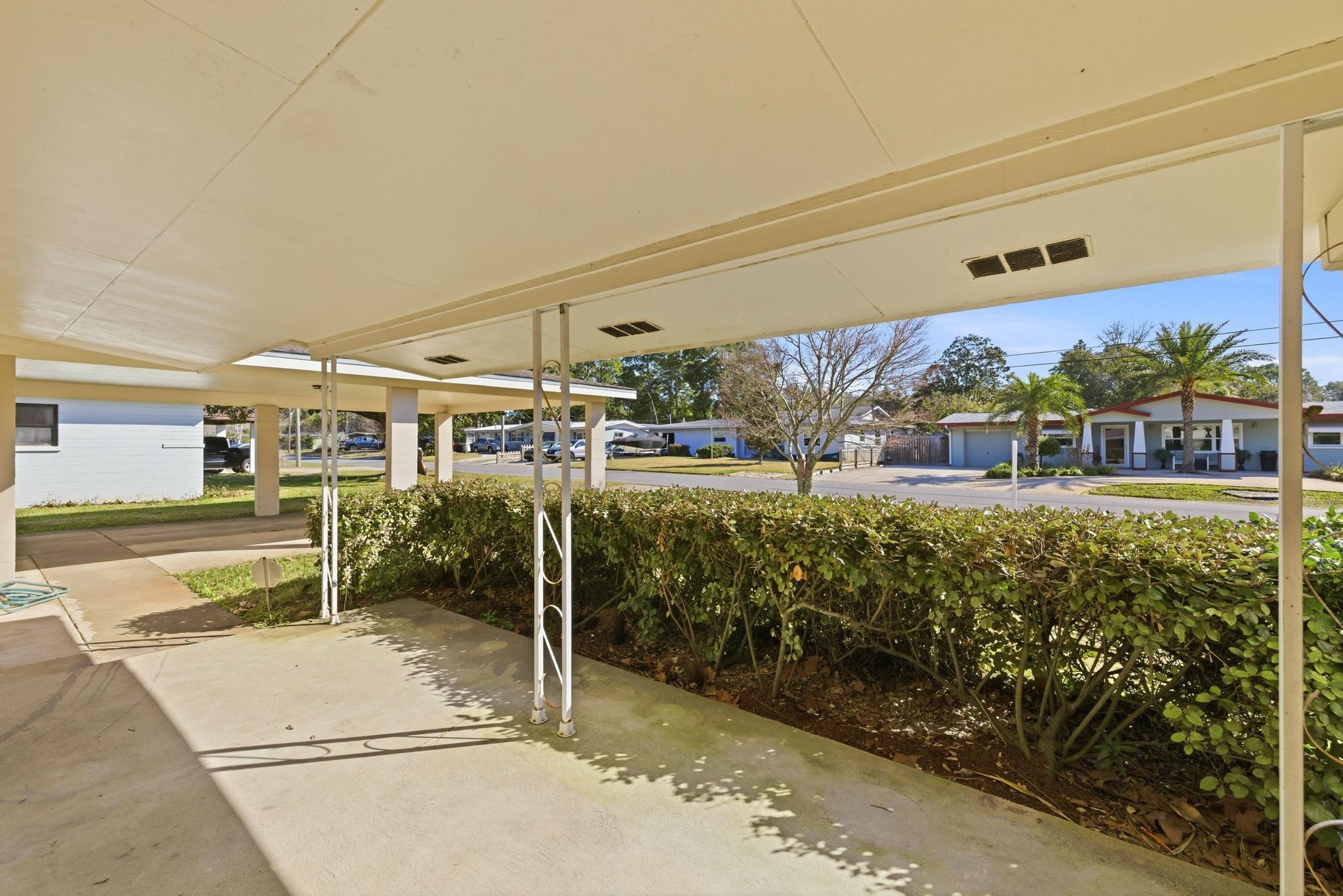 VILLA RUSS PARK - Residential