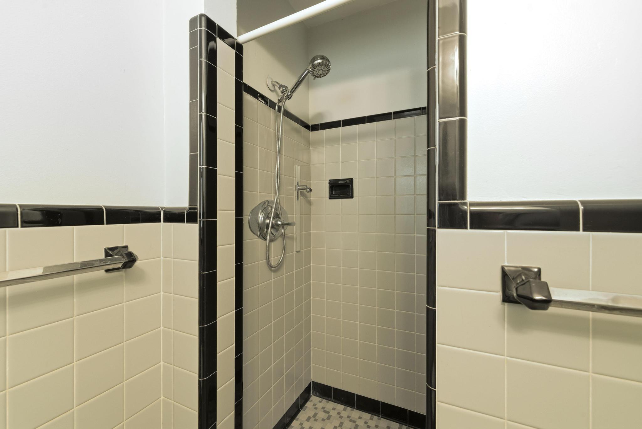 VILLA RUSS PARK - Residential