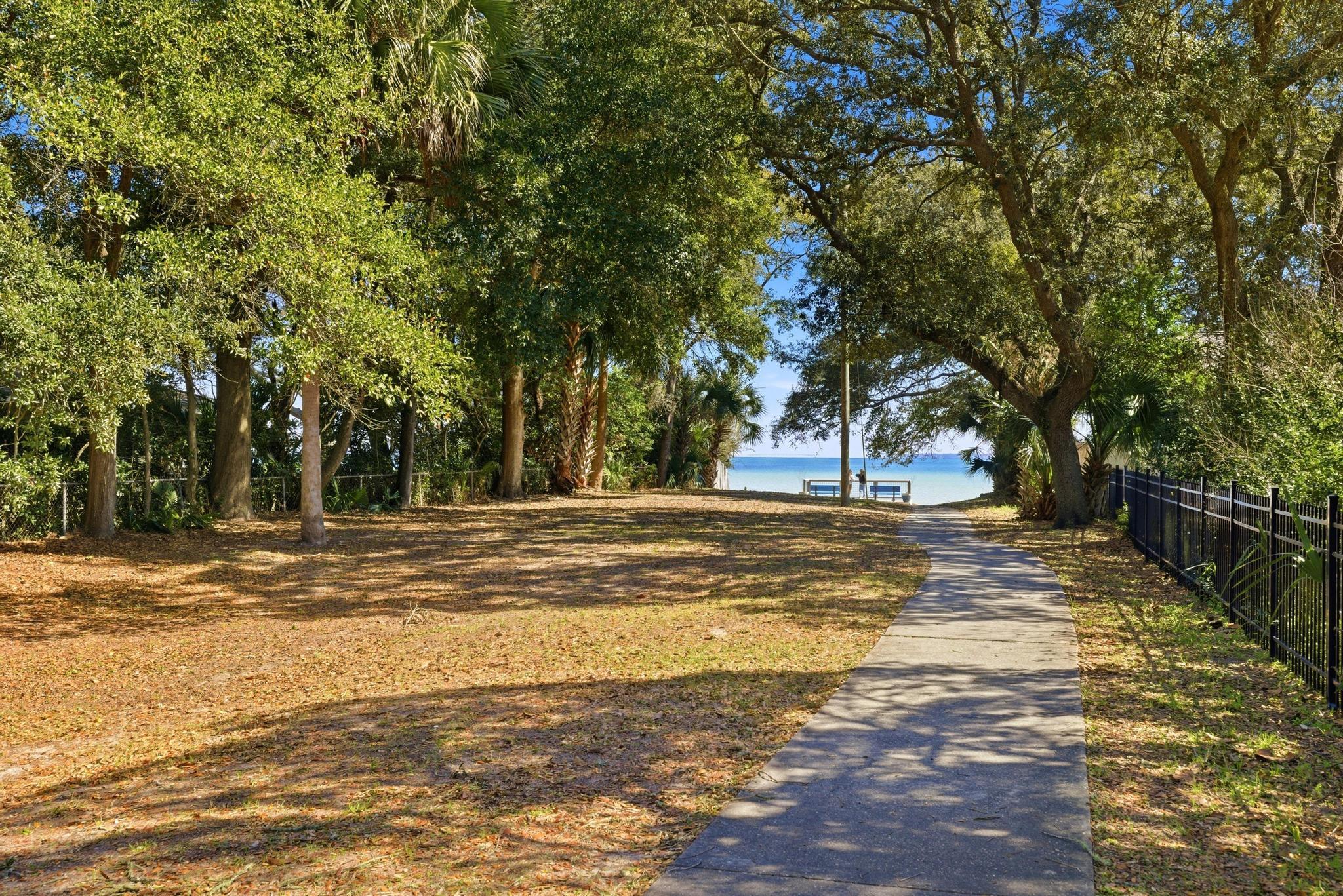 VILLA RUSS PARK - Residential