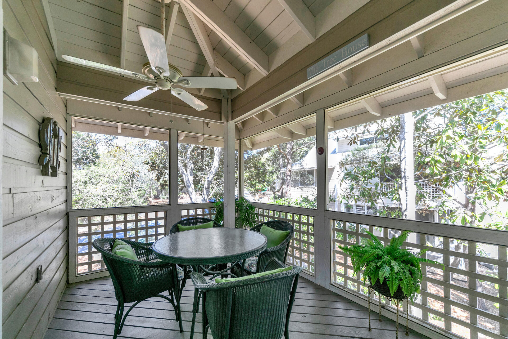 HIDDEN DUNES BEACH COTTAGES - Residential