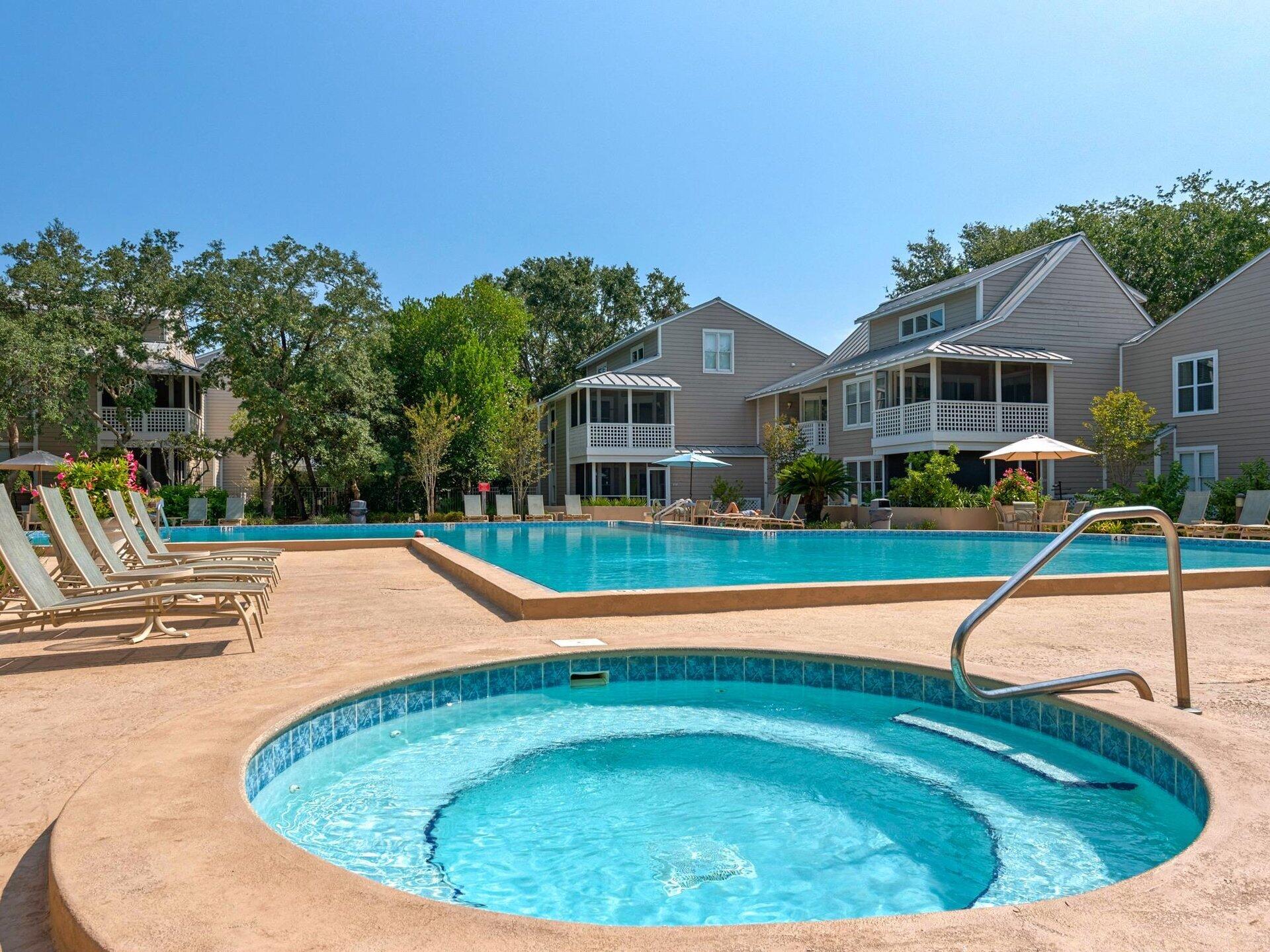 HIDDEN DUNES BEACH COTTAGES - Residential