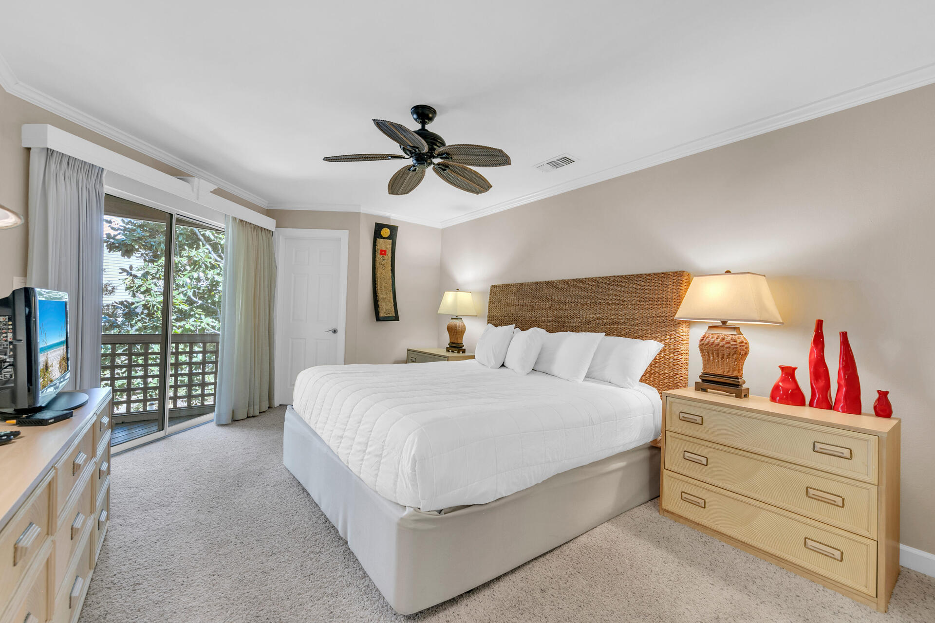 HIDDEN DUNES BEACH COTTAGES - Residential