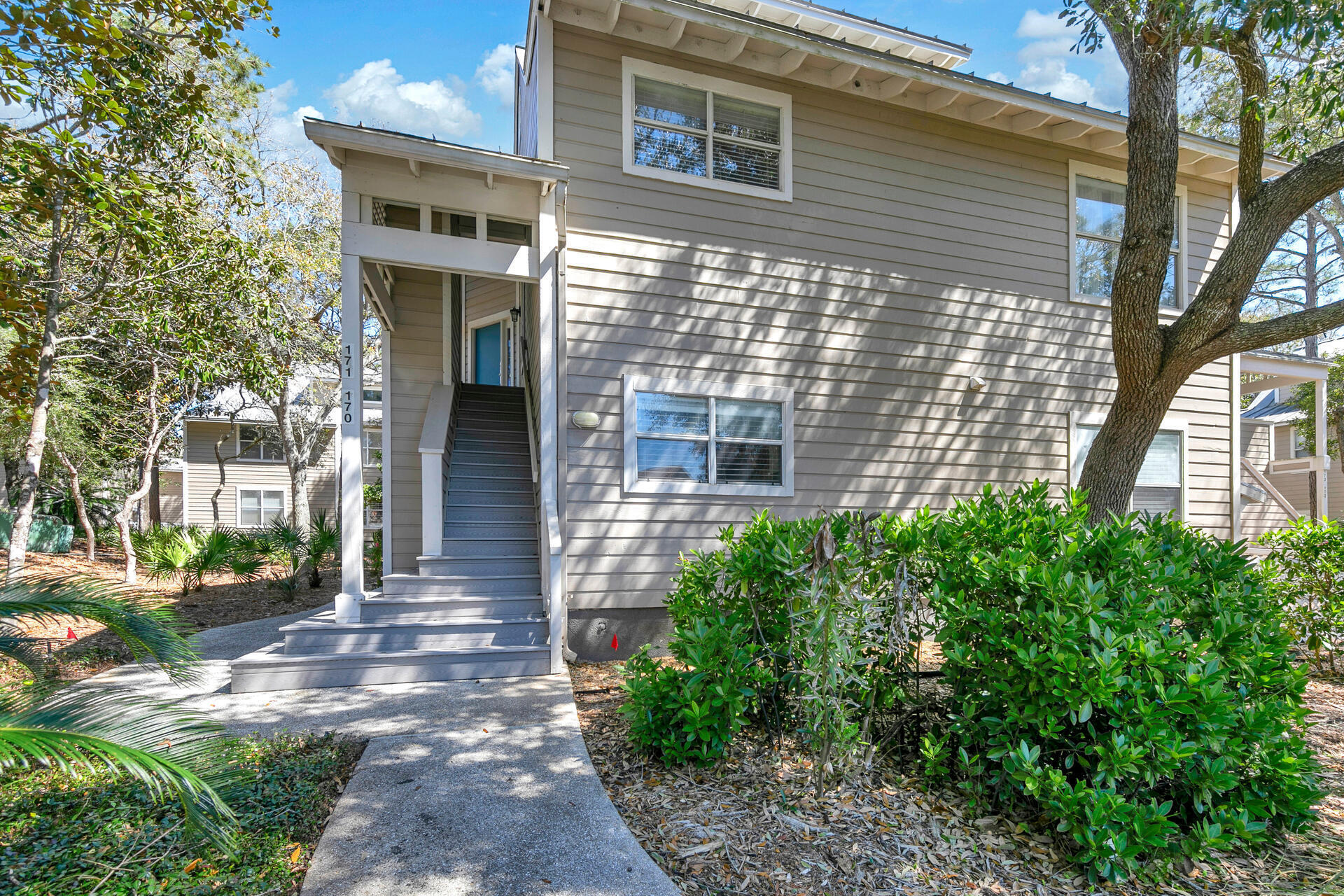 HIDDEN DUNES BEACH COTTAGES - Residential