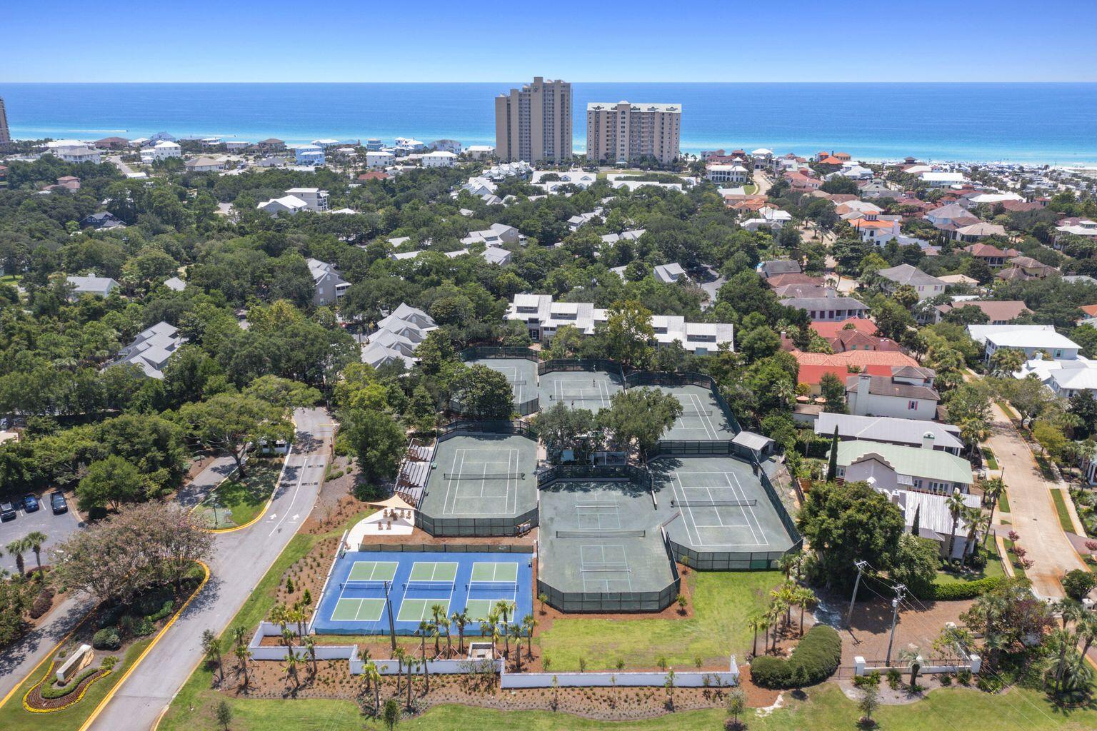 HIDDEN DUNES BEACH COTTAGES - Residential