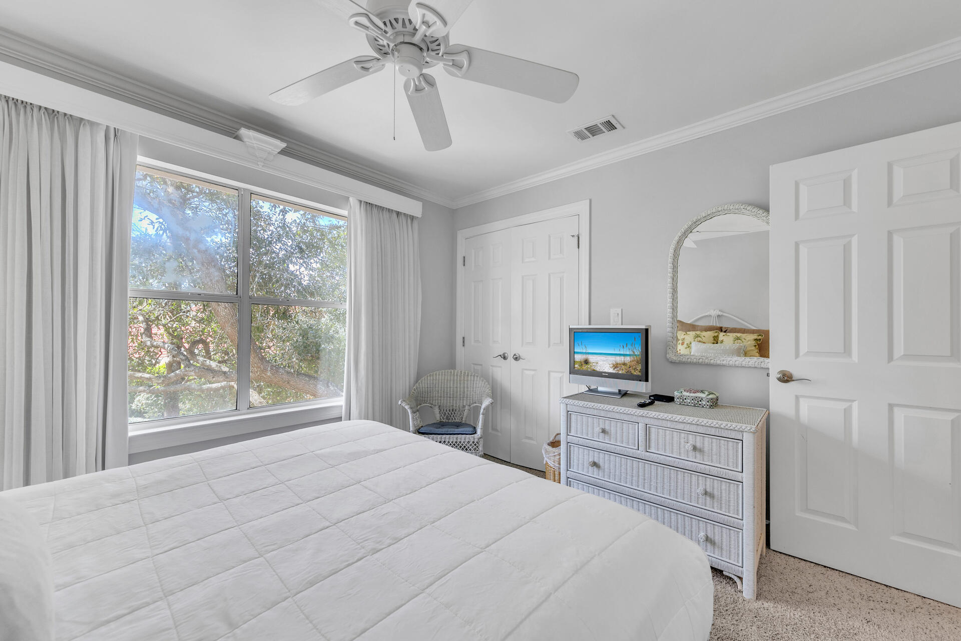 HIDDEN DUNES BEACH COTTAGES - Residential