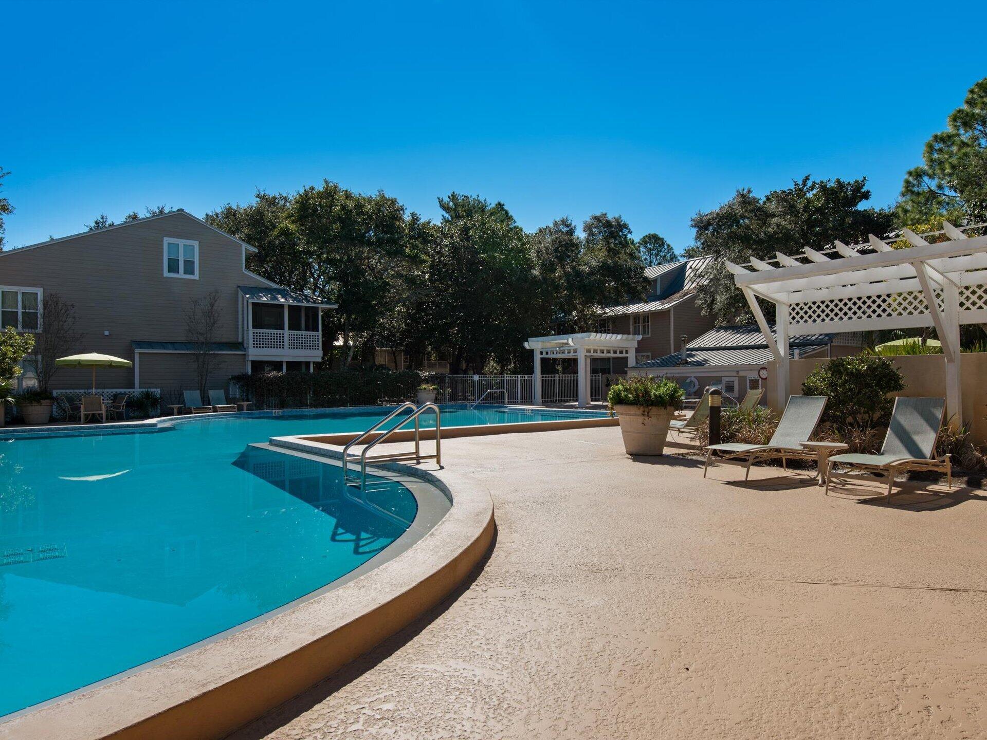 HIDDEN DUNES BEACH COTTAGES - Residential