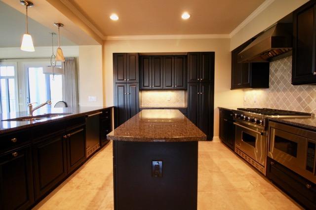 ONE WATER PLACE - Residential