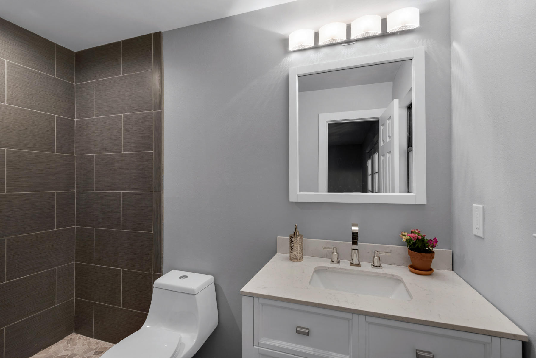 LIVE OAK SHORES - Residential