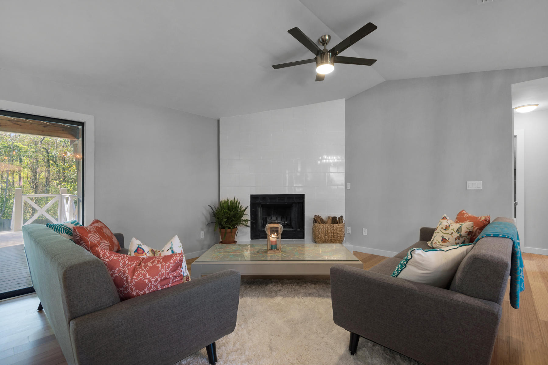 LIVE OAK SHORES - Residential