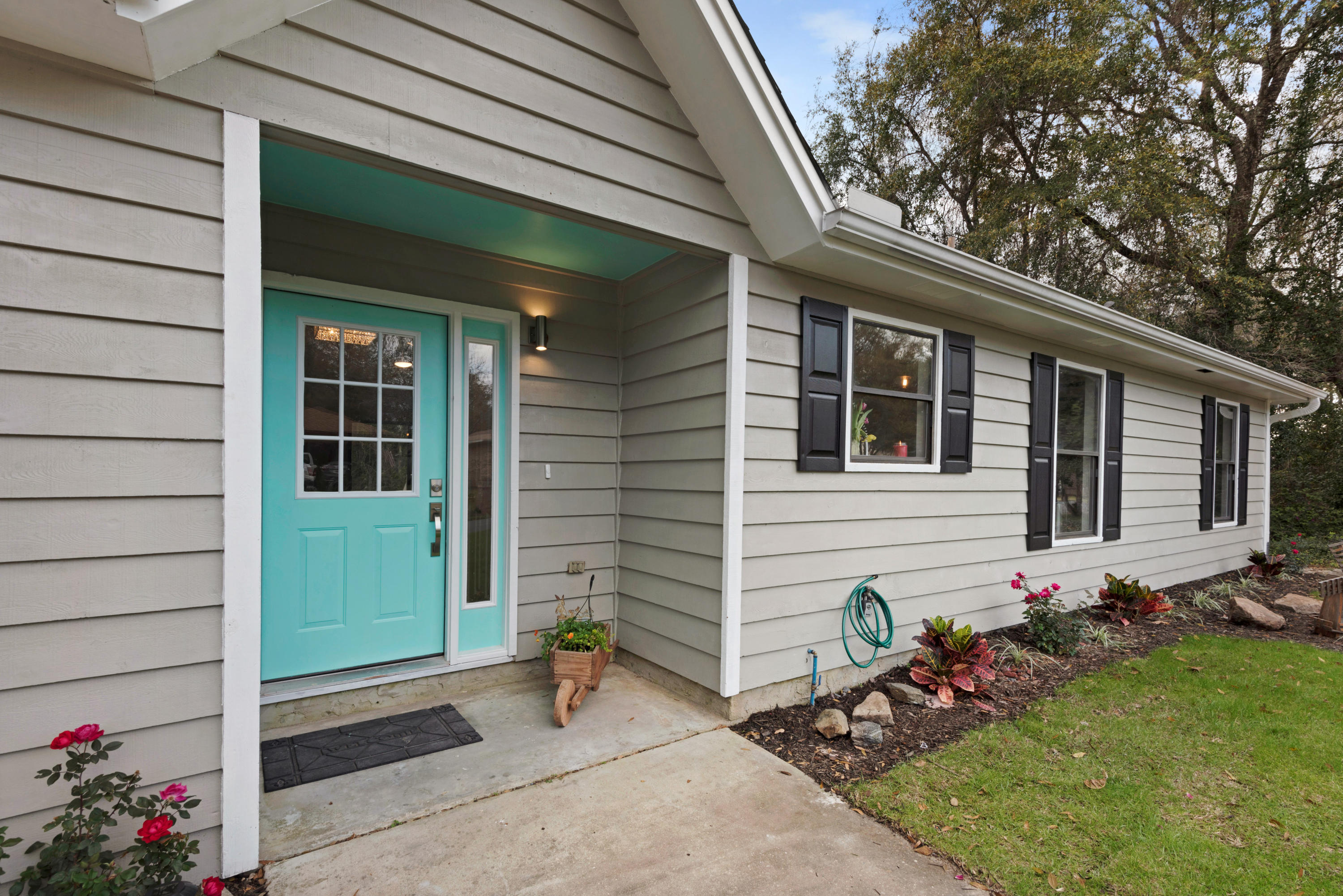 LIVE OAK SHORES - Residential