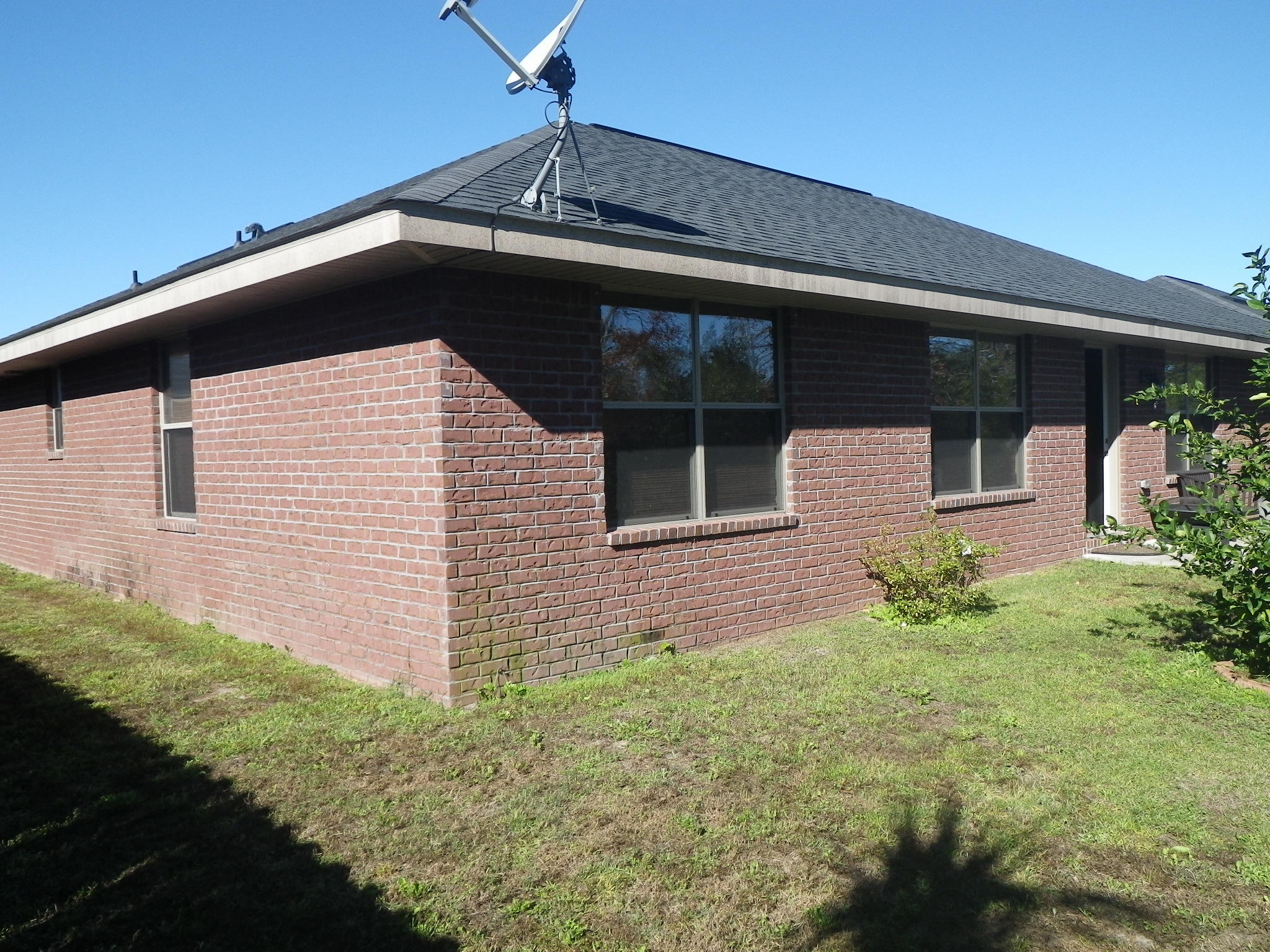 BAY PINES - Residential Lease