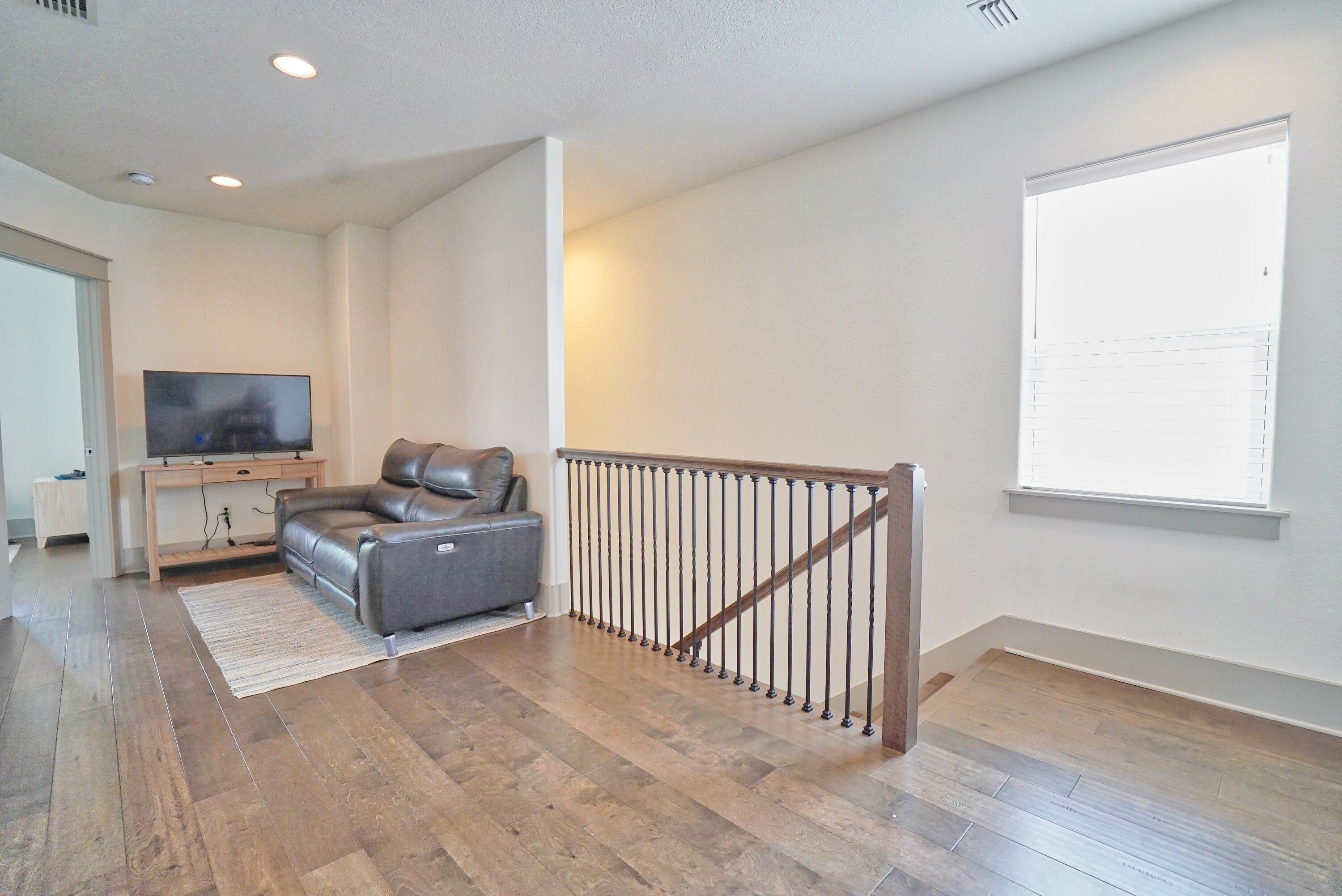 HIGHLAND PARKS - Residential