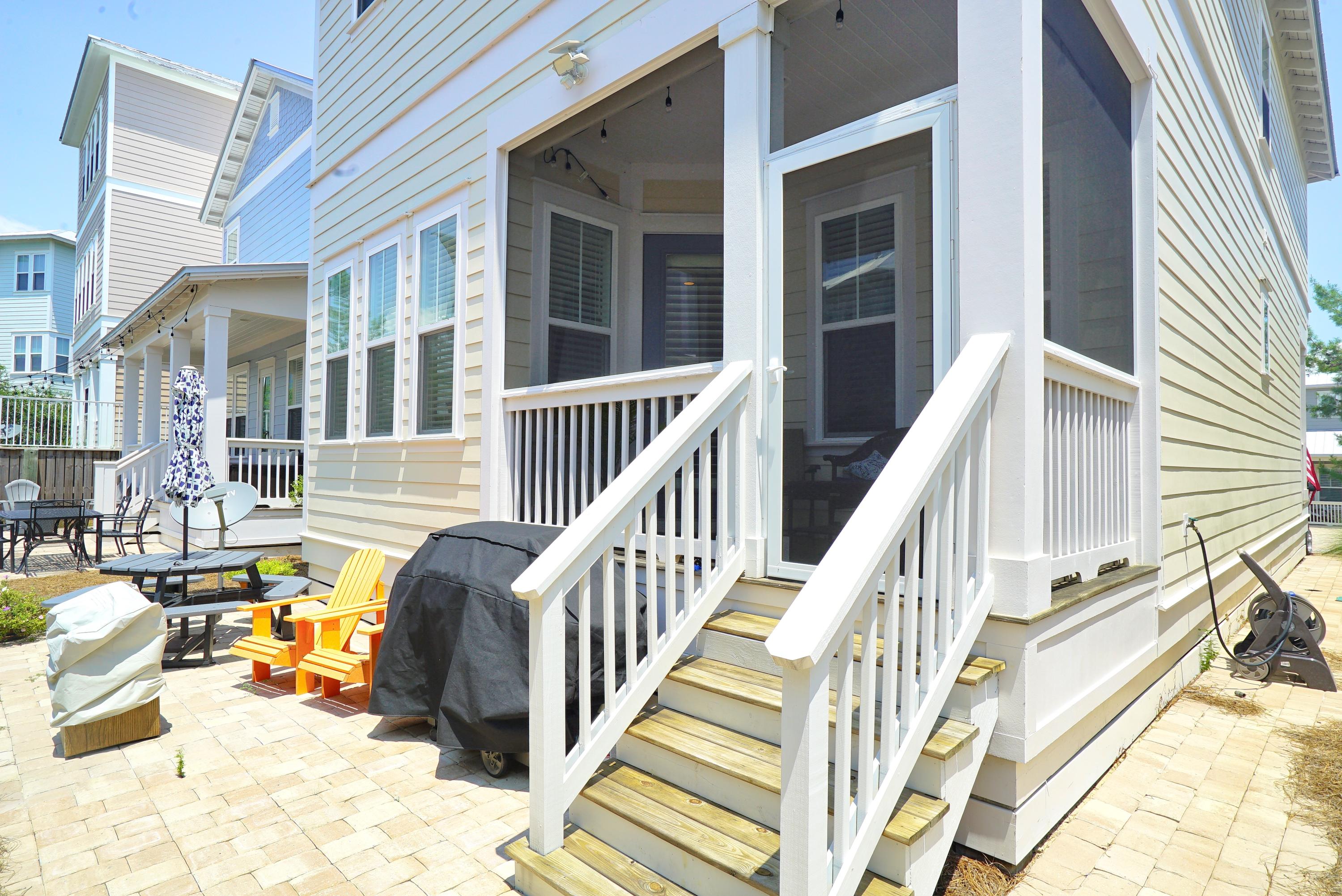 HIGHLAND PARKS - Residential