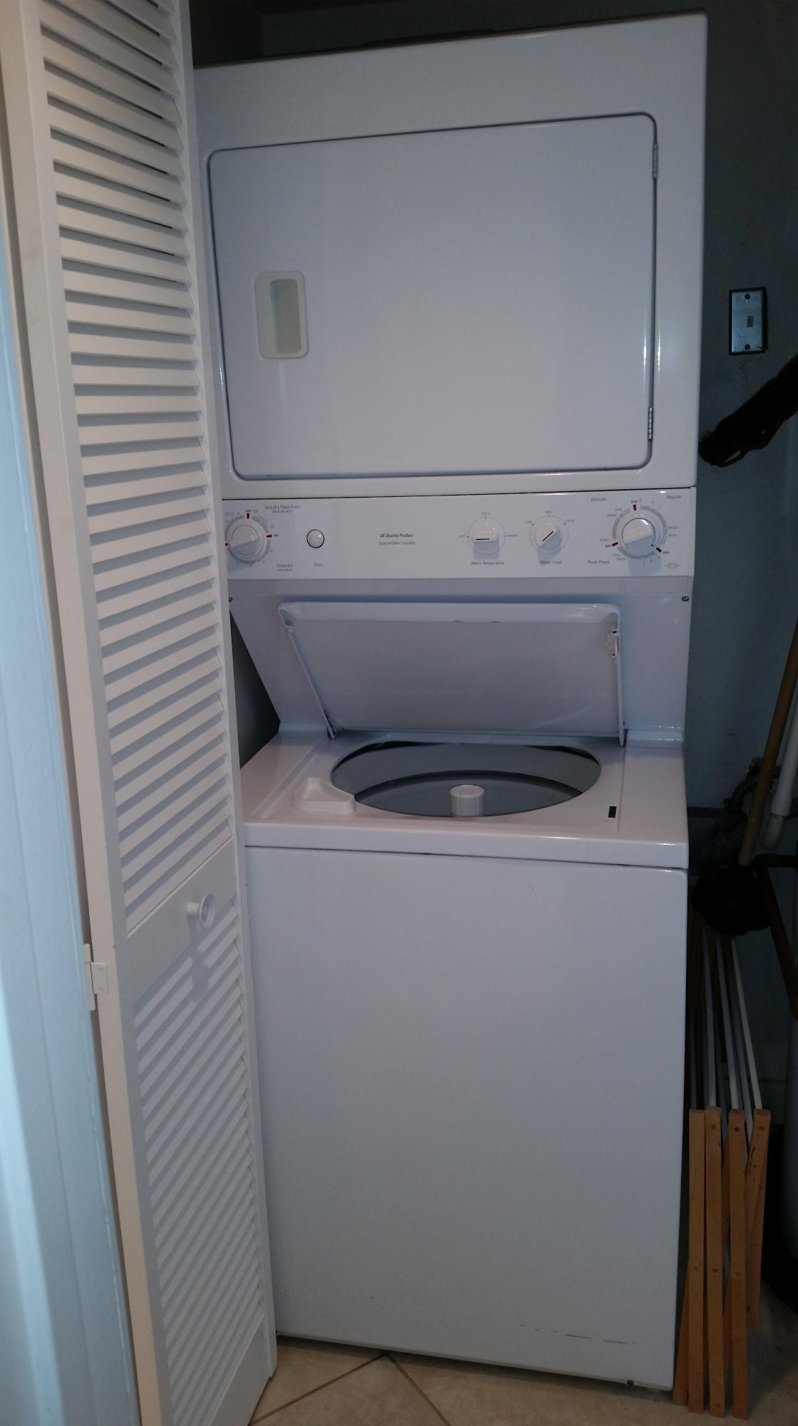 BEACHSIDE 2 CONDO - Residential