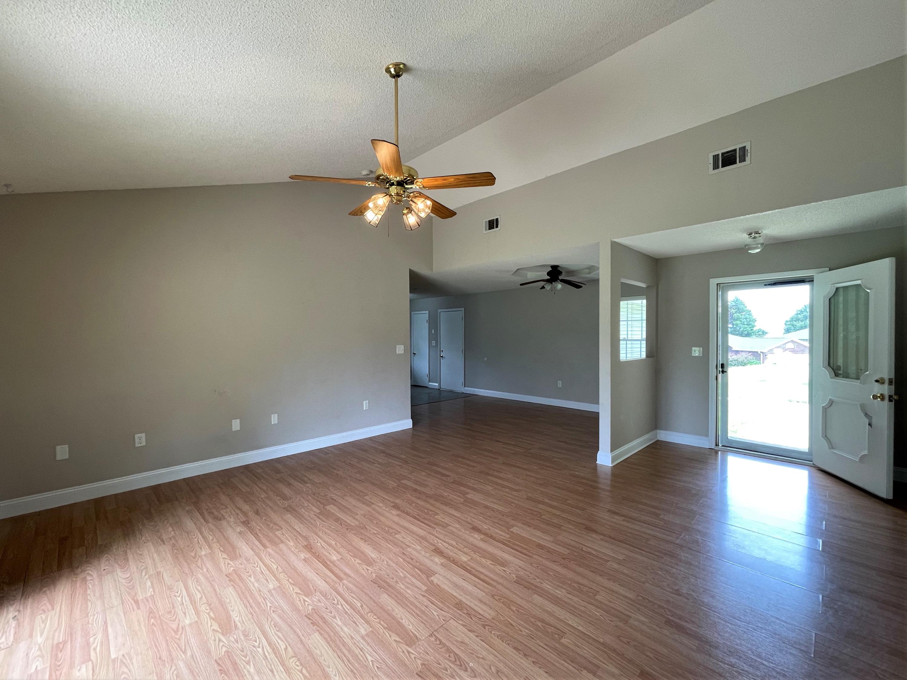 NORTHVIEW ESTATES - Residential