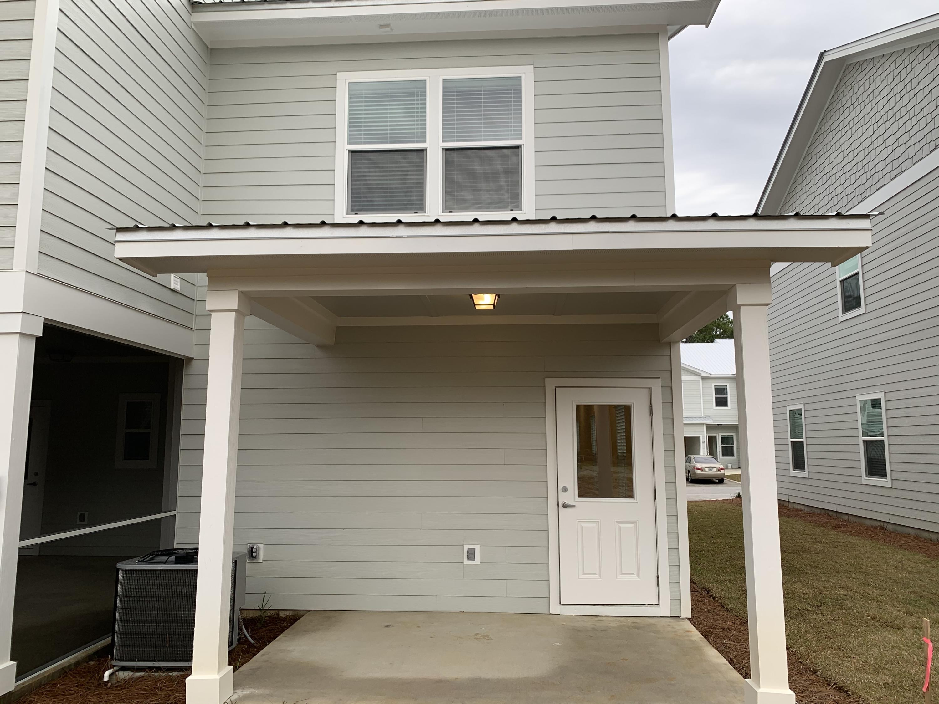 VERANDAS AT FREEPORT - Residential Lease