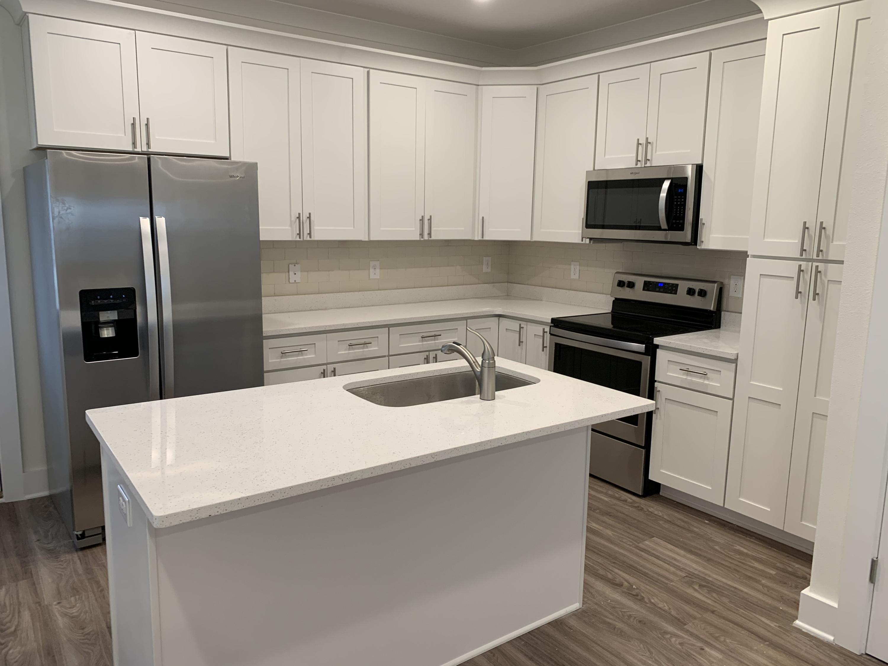 VERANDAS AT FREEPORT - Residential Lease