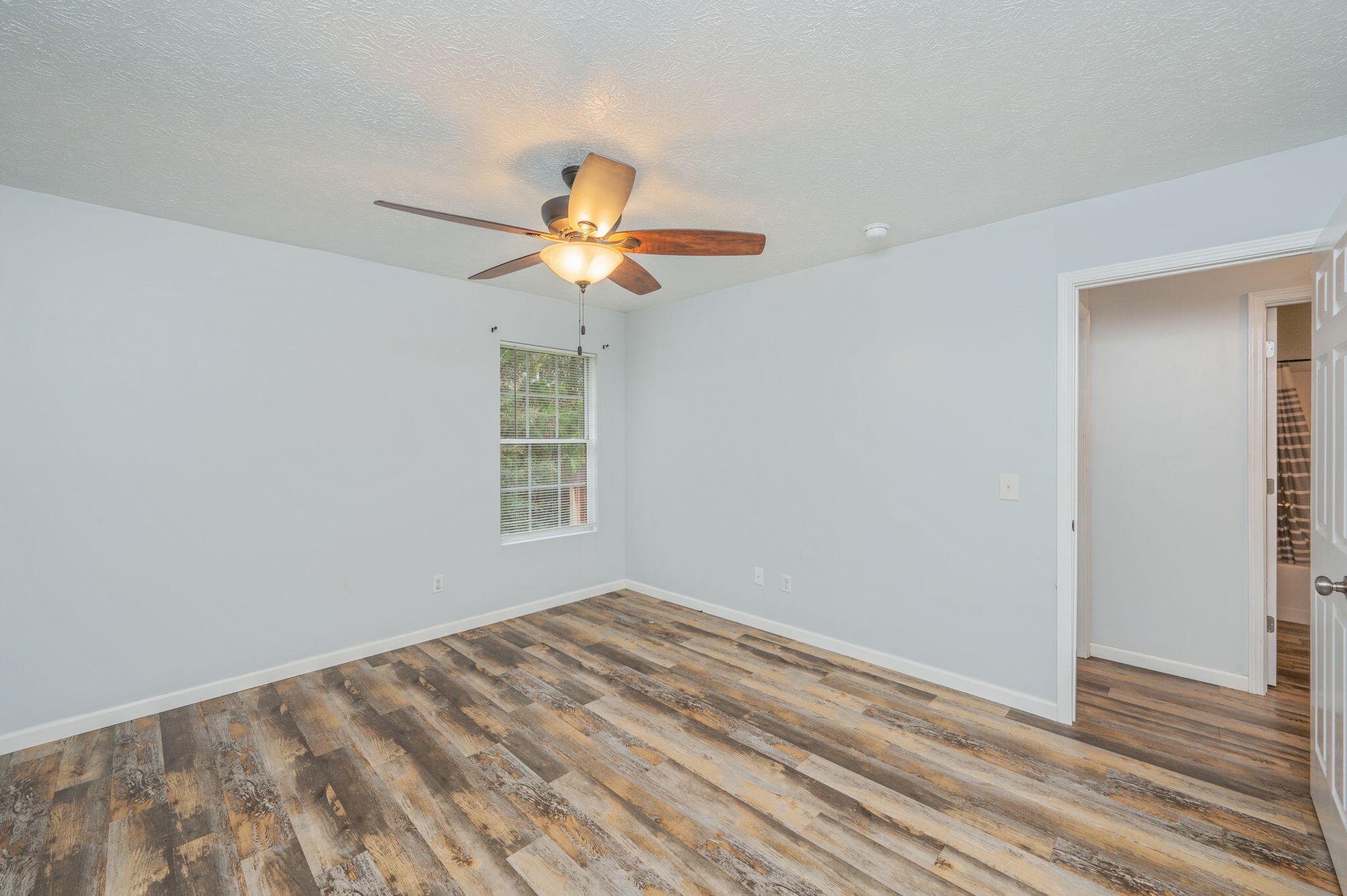 KINGS LAKE ESTATE - Residential Lease