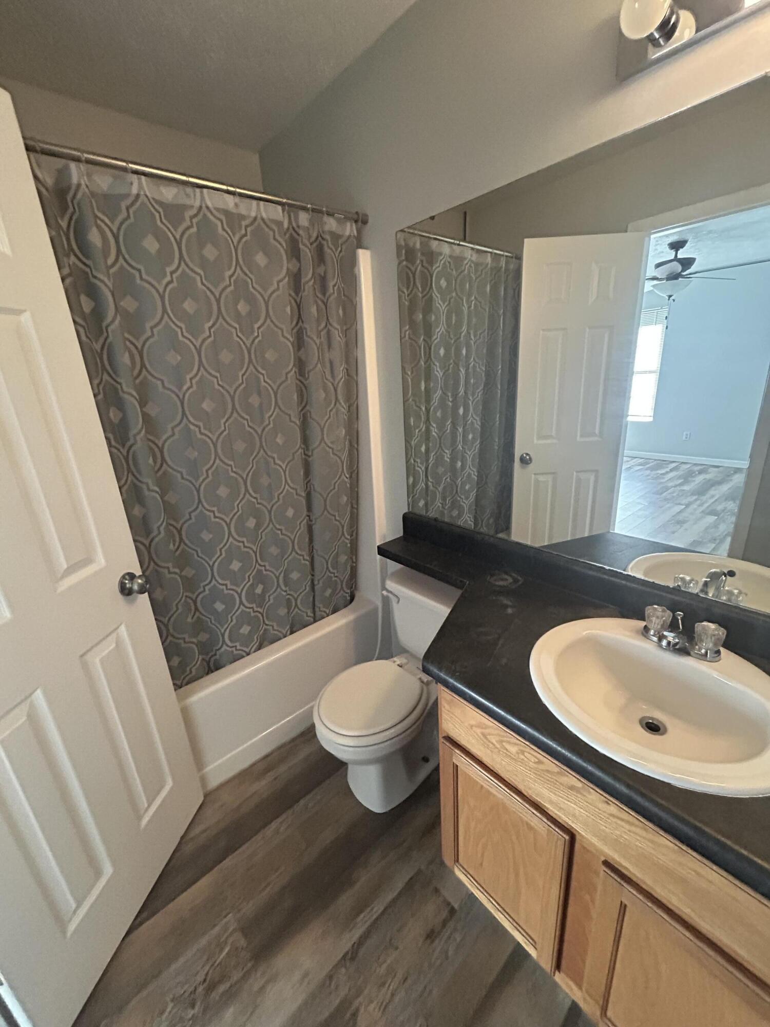 KINGS LAKE ESTATE - Residential Lease