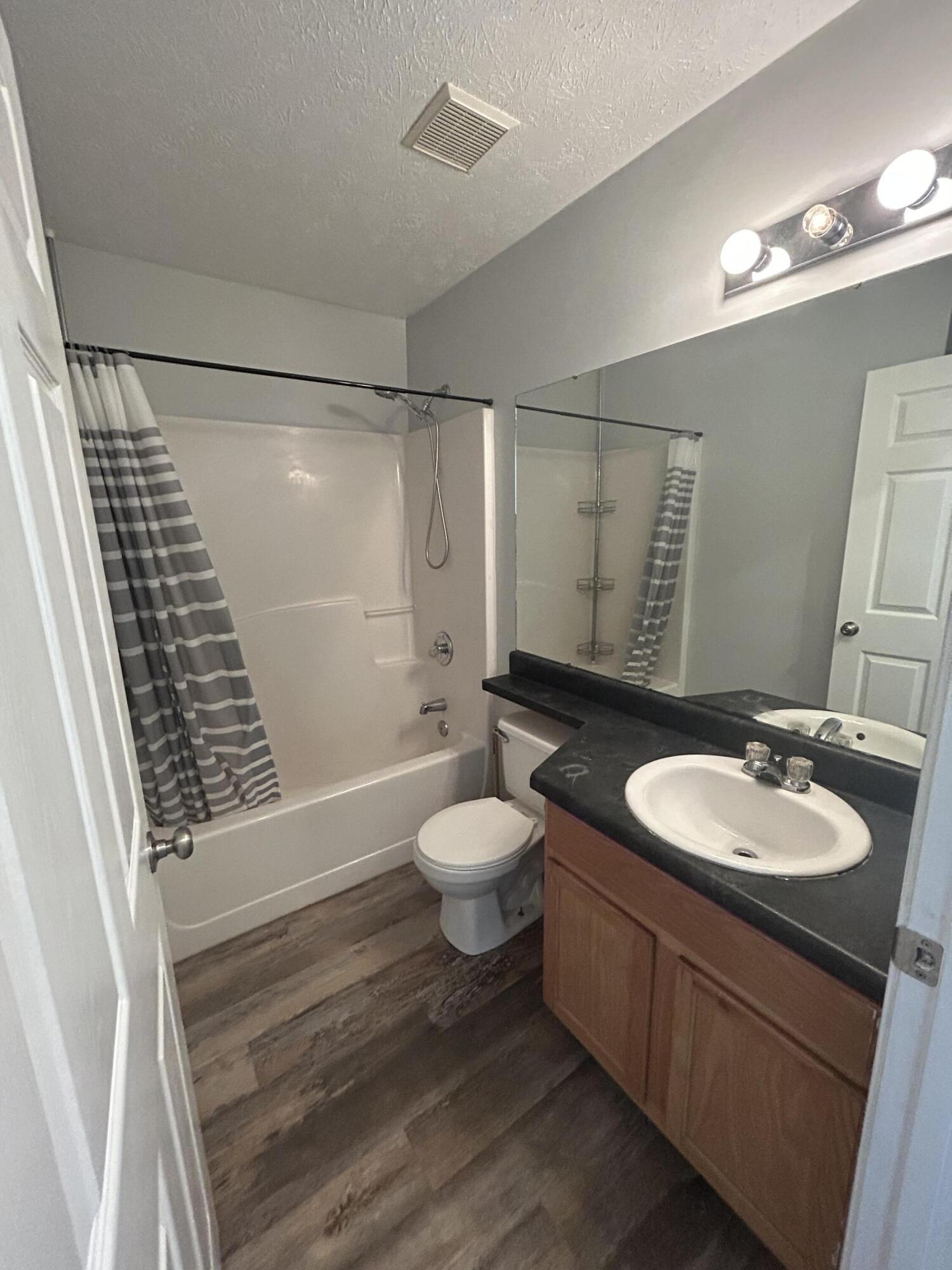 KINGS LAKE ESTATE - Residential Lease