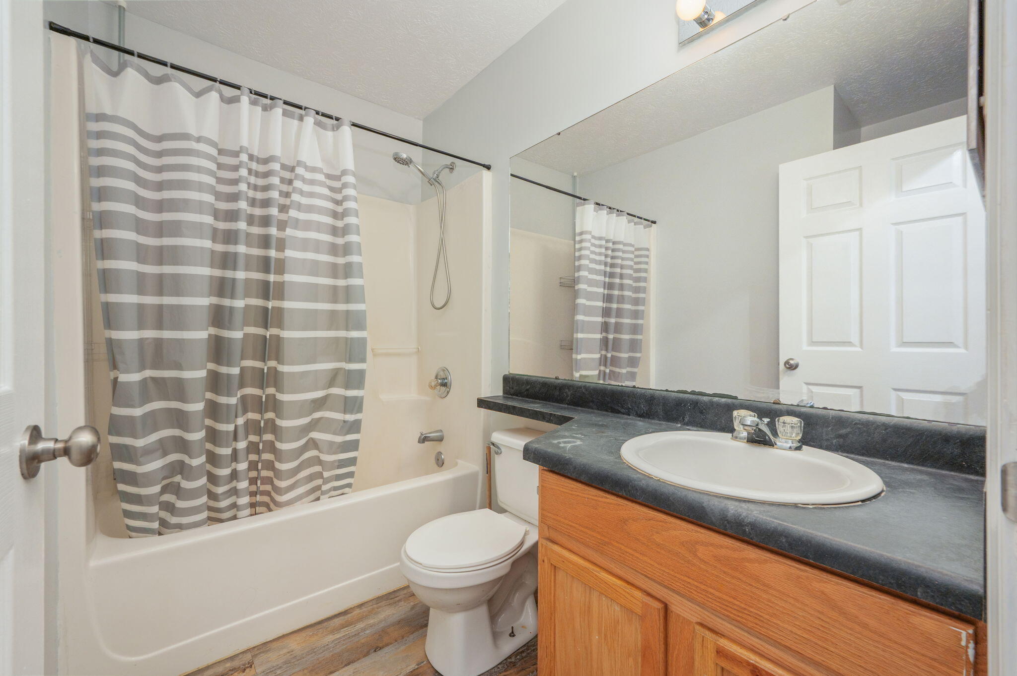 KINGS LAKE ESTATE - Residential Lease