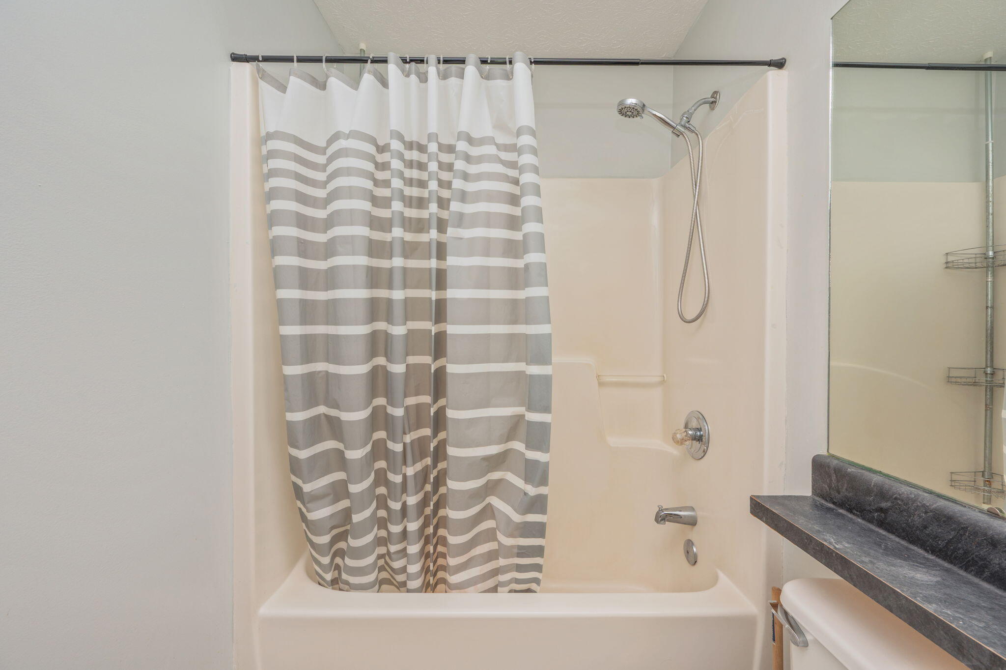 KINGS LAKE ESTATE - Residential Lease