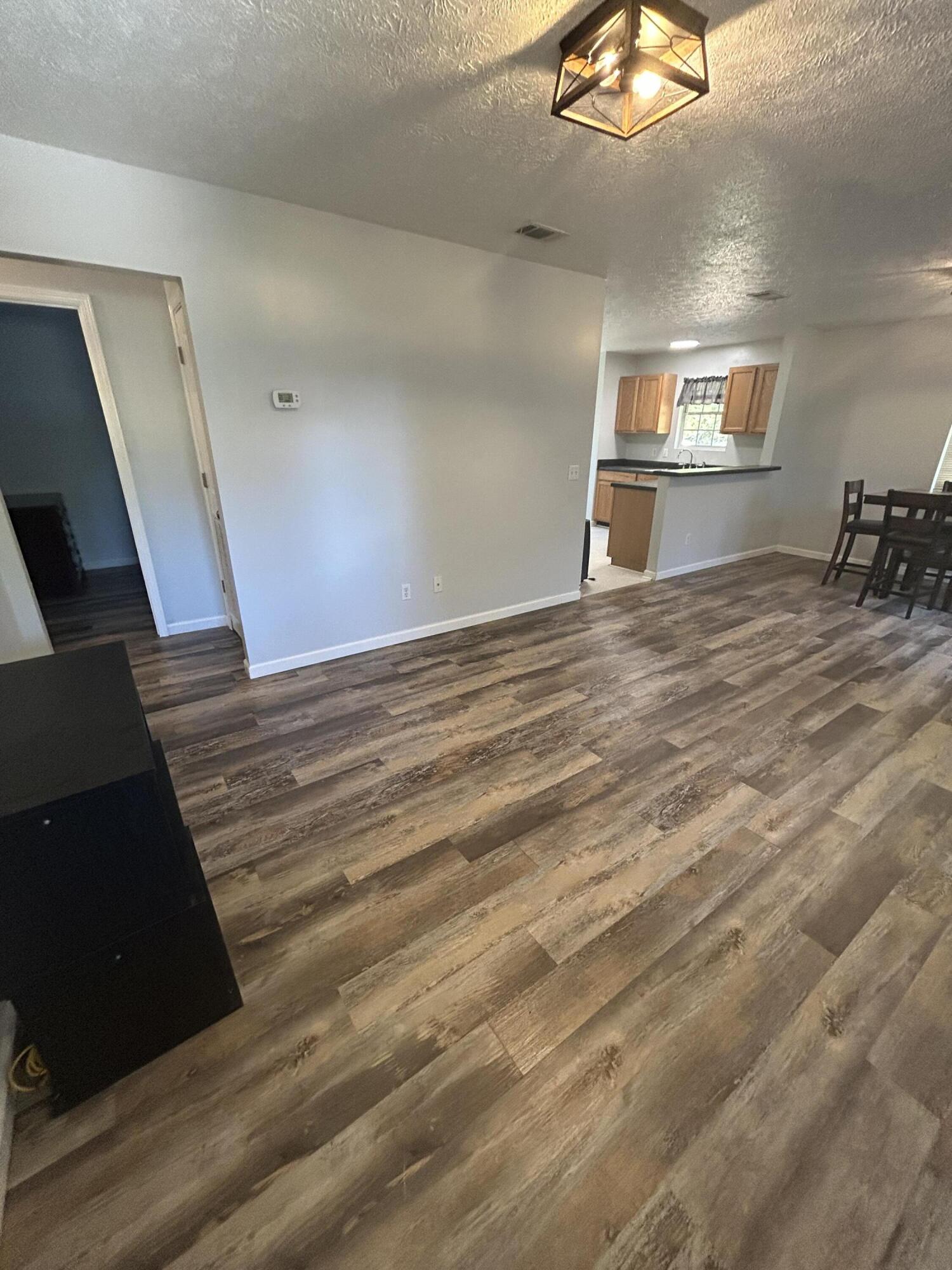 KINGS LAKE ESTATE - Residential Lease