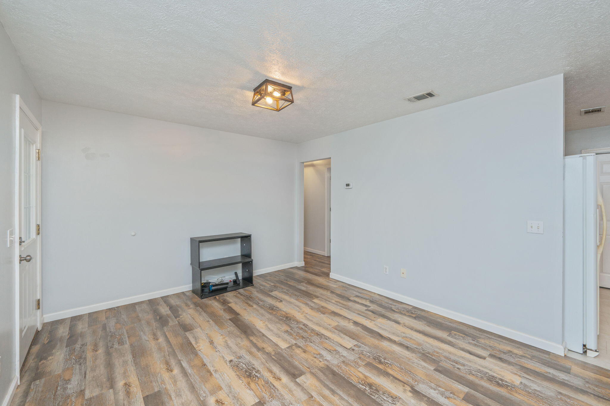 KINGS LAKE ESTATE - Residential Lease