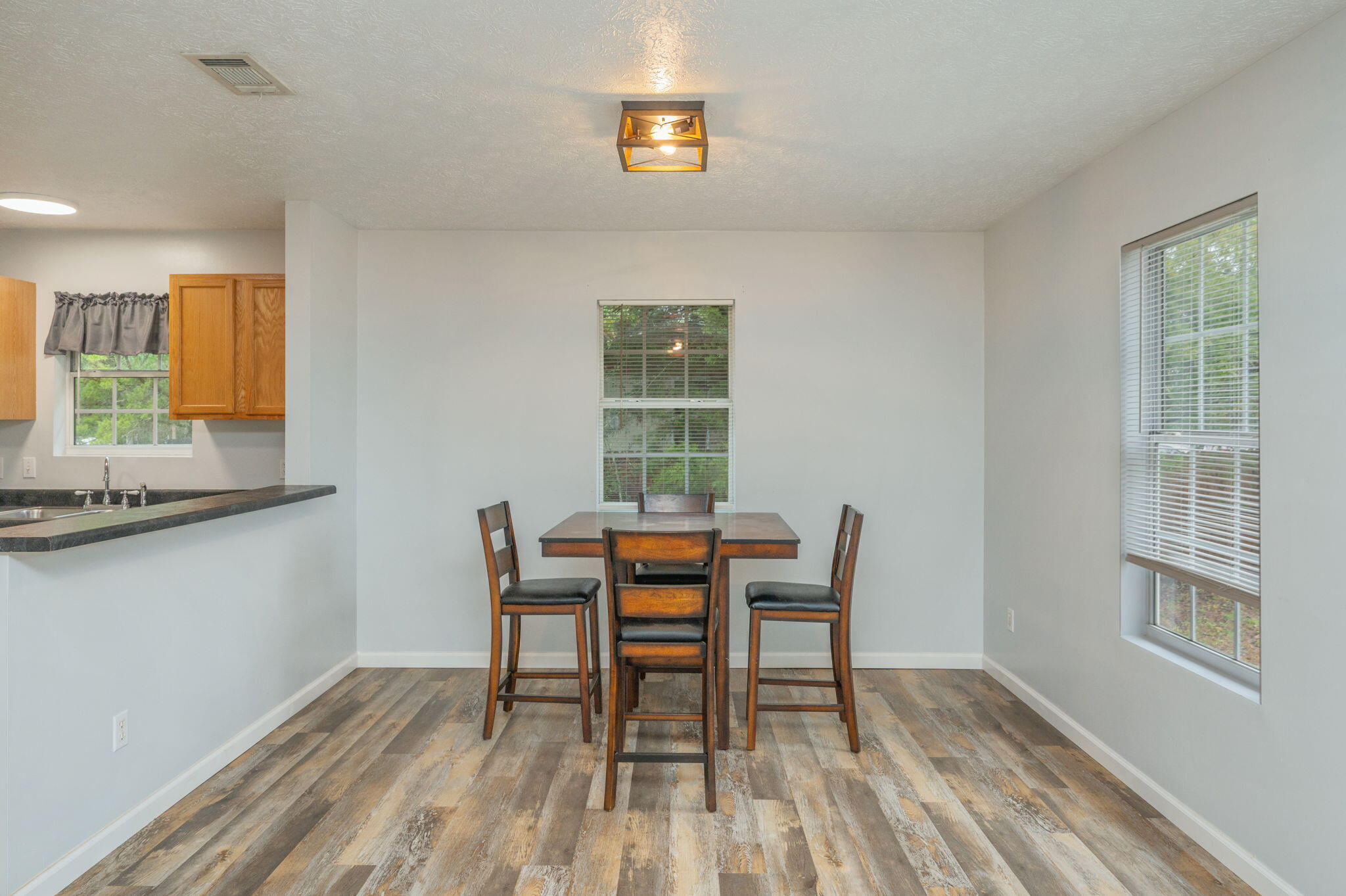 KINGS LAKE ESTATE - Residential Lease