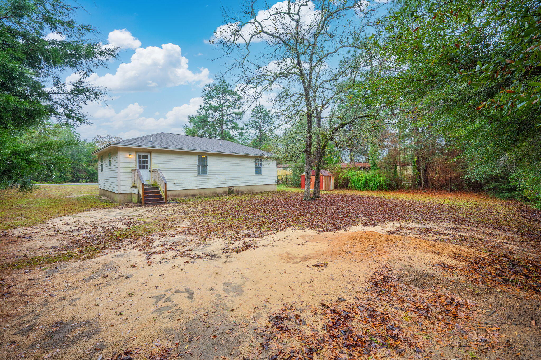 KINGS LAKE ESTATE - Residential Lease